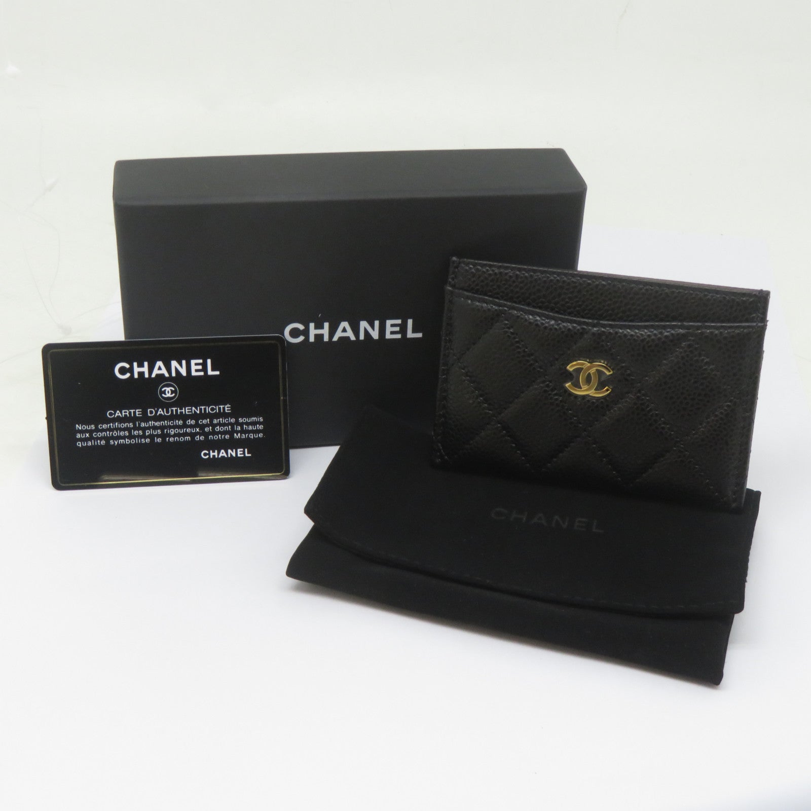 CHANEL 菱格Caviar皮革Card Case金扣卡片套黑色
