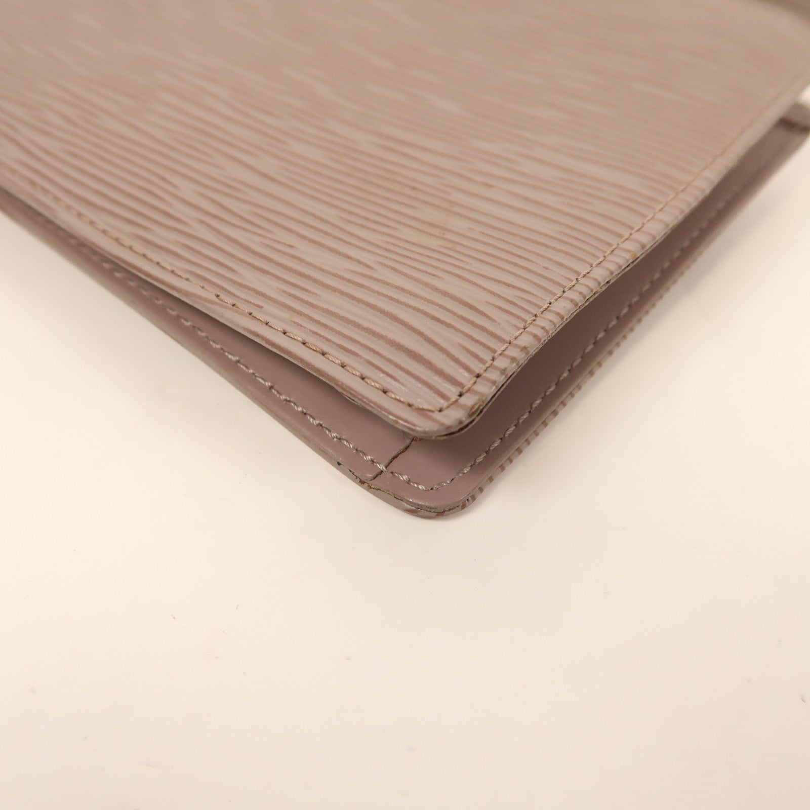 LOUIS VUITTON Epi Rochelle銀扣腰包