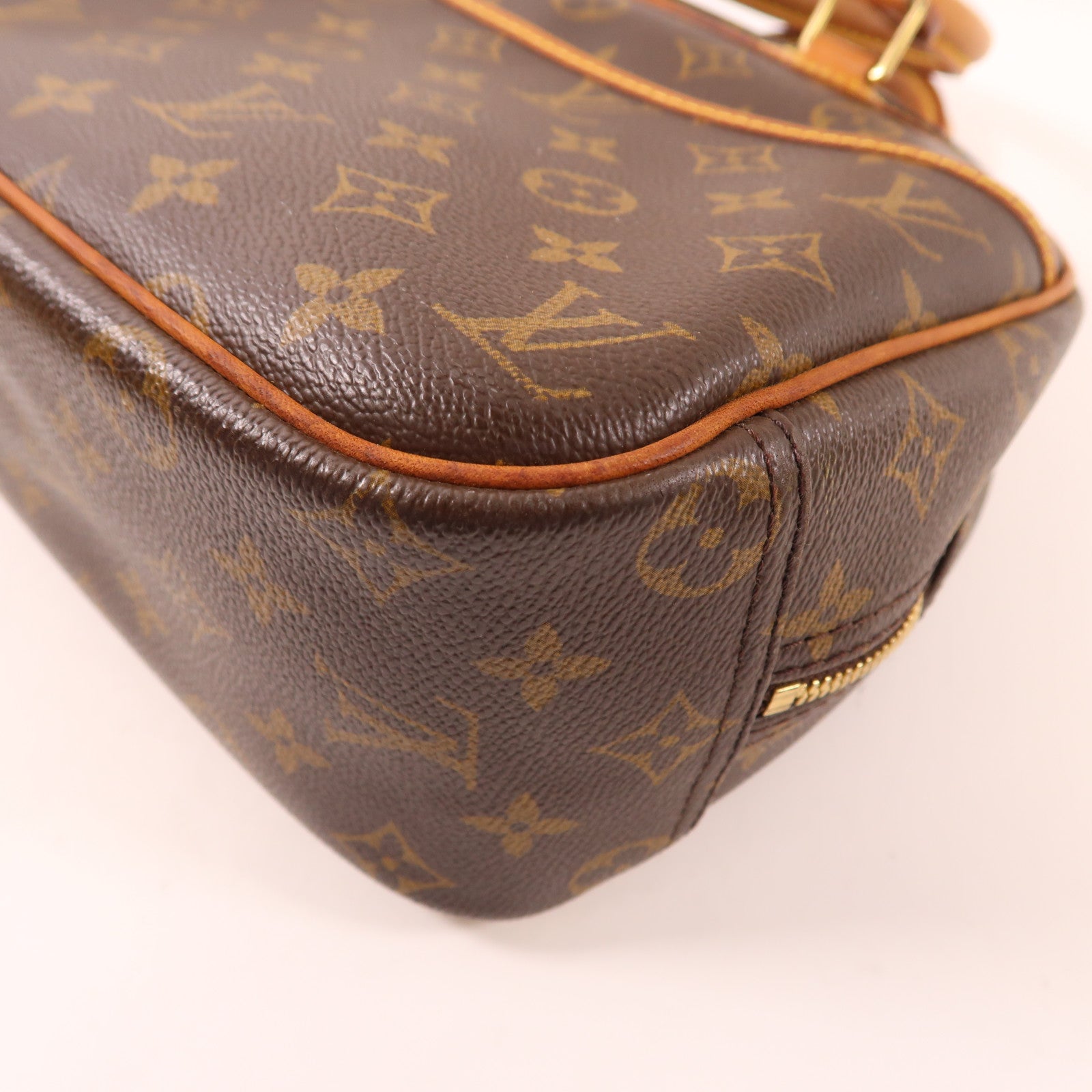LOUIS VUITTON 【激減優惠】Monogram Trouville金扣手挽袋