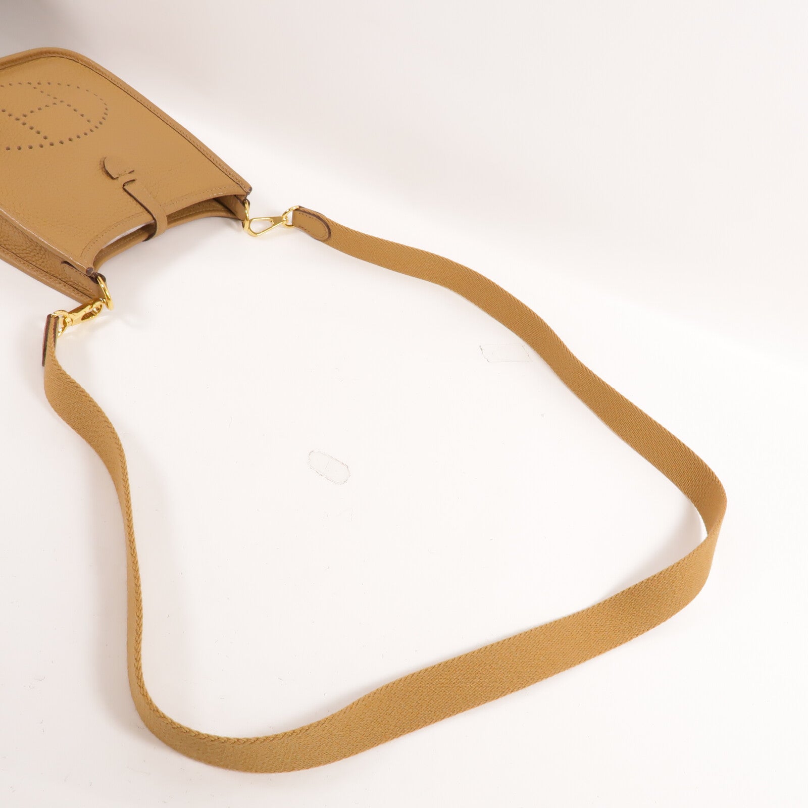 HERMES Clemence皮革Evelyne TPM肩背袋Biscuit