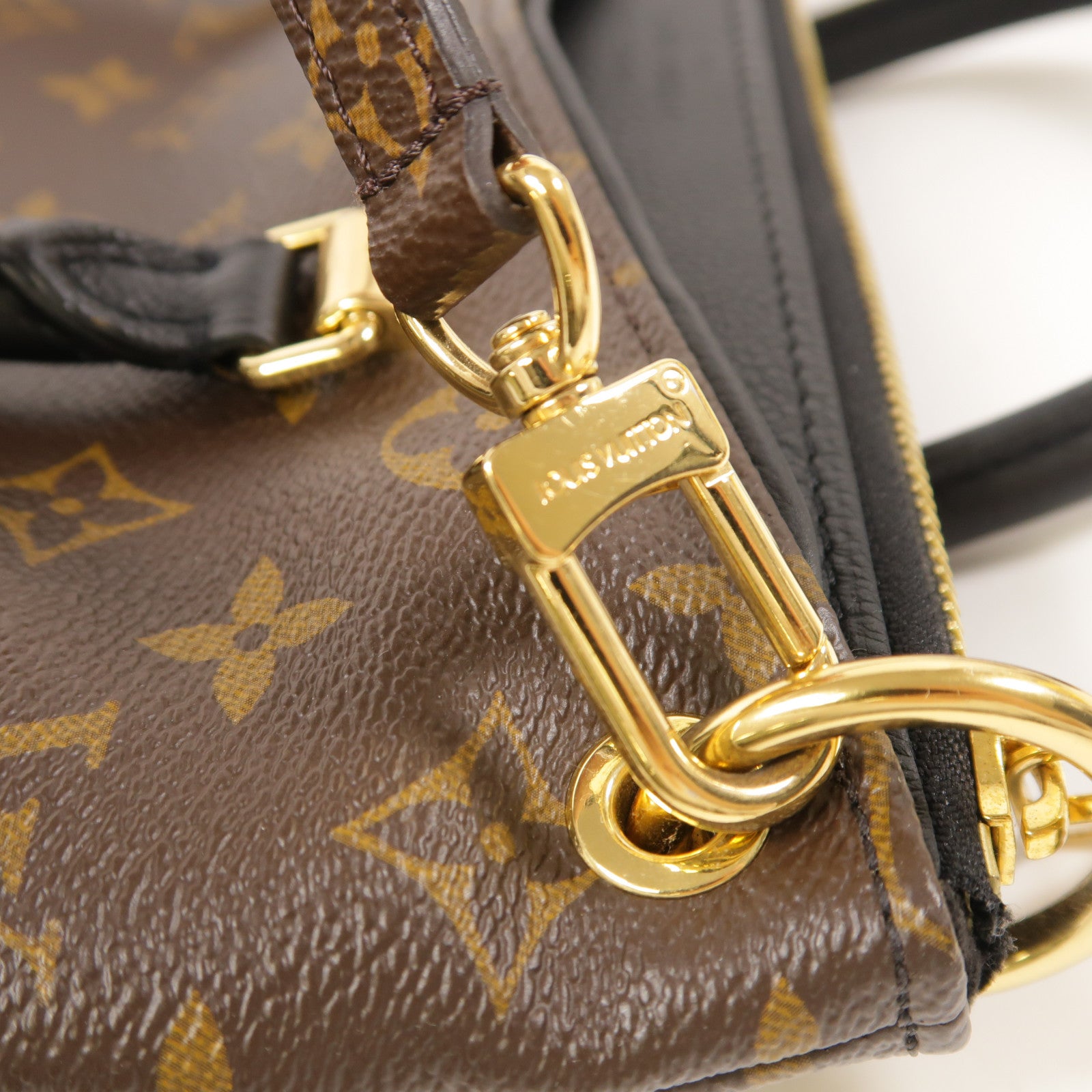 LOUIS VUITTON Monogram Pallas BB金扣手挽肩背兩用袋