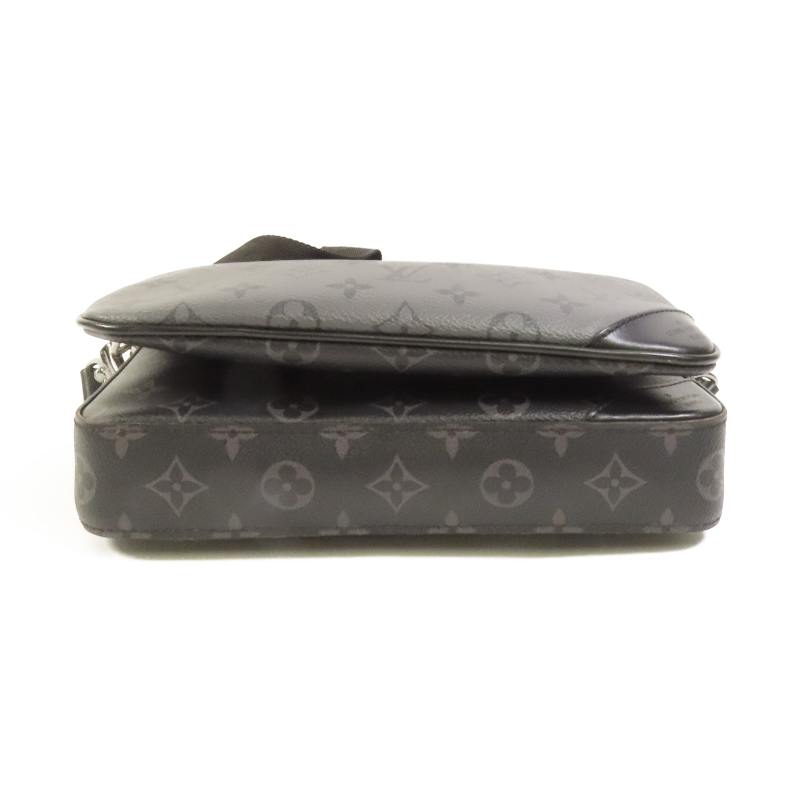 LOUIS VUITTON Monogram Eclipse Reverse Trio Messenger銀扣肩背袋灰色