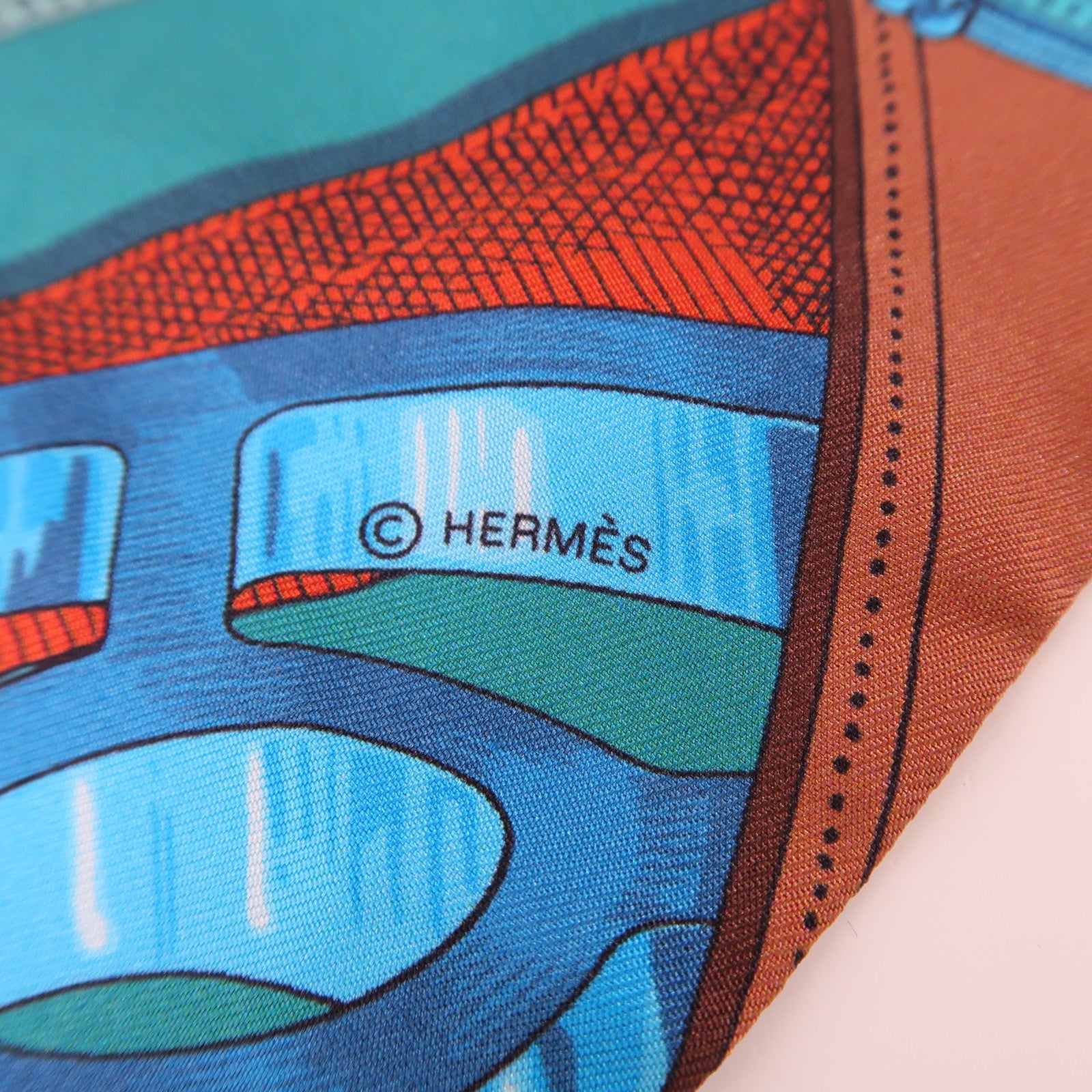 HERMES 絲質Maxi Twilly絲巾