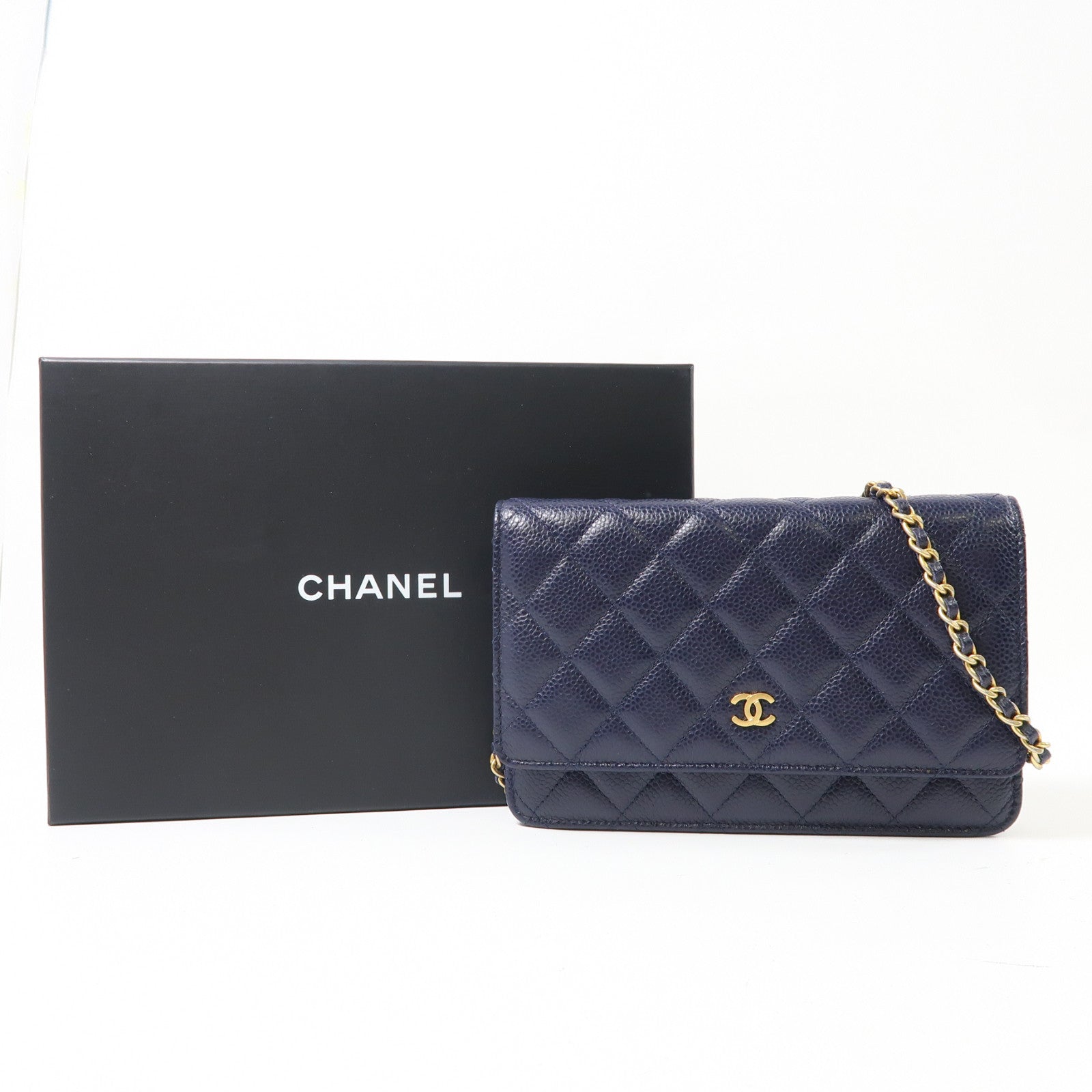 CHANEL 菱格牛皮皮革WOC Wallet On Chain金扣鏈帶肩背袋深藍色