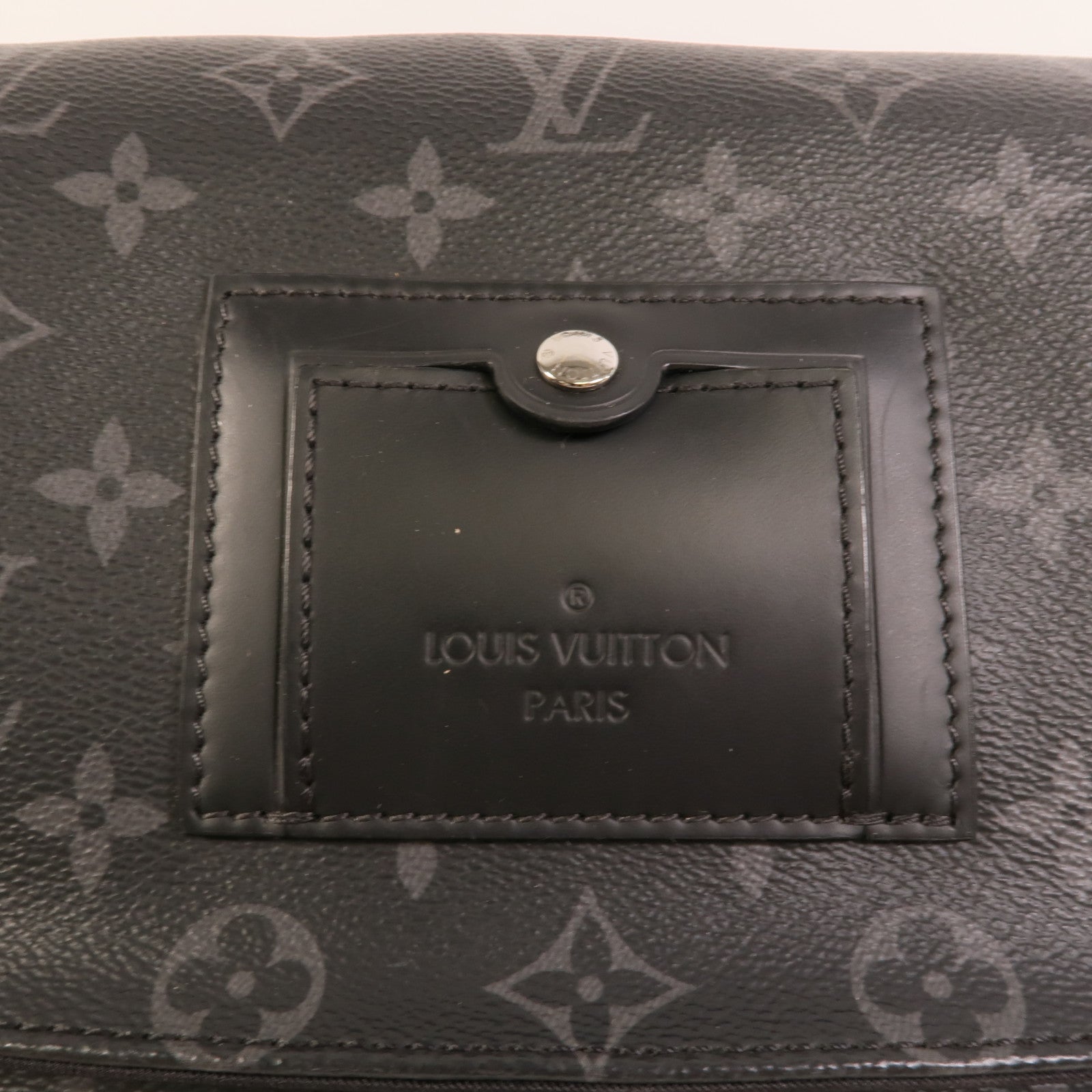 LOUIS VUITTON Monogram Eclipse Messenger PM Voyager銀扣肩背袋