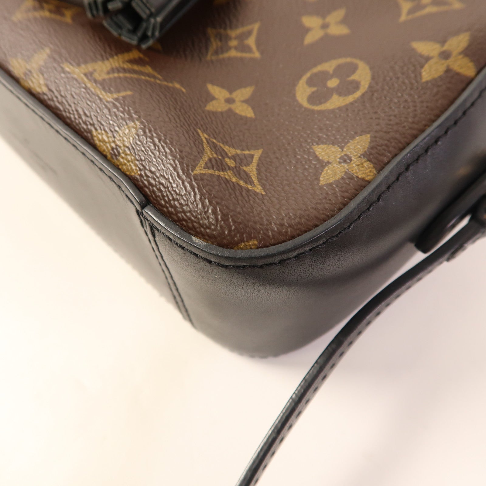LOUIS VUITTON LV GHW Saintonge Shoulder Bag M43555 Monogram Brown/Black