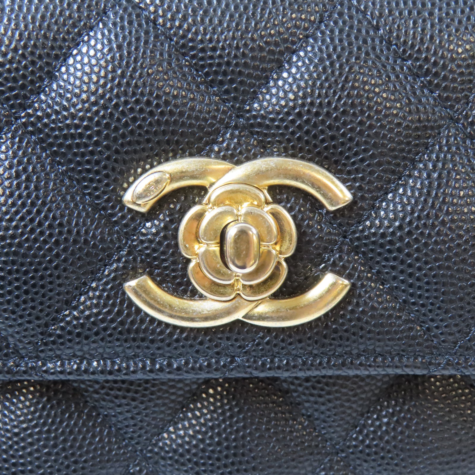 CHANEL 菱格Caviar皮革Chain Shoulder Bag金扣鏈帶肩背袋黑色