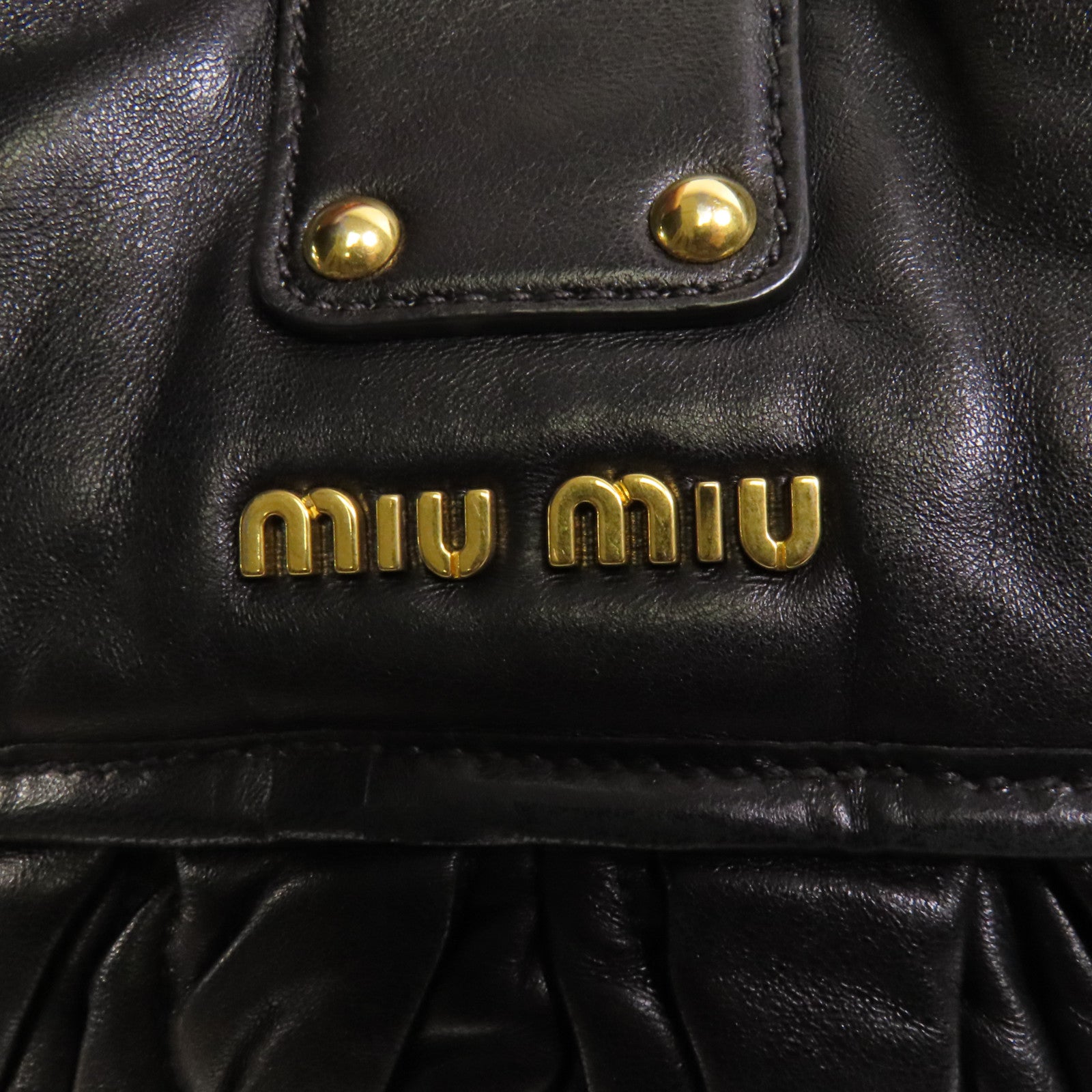 Miu Miu 羊皮皮革2 Way Shoulder金扣手挽肩背兩用袋