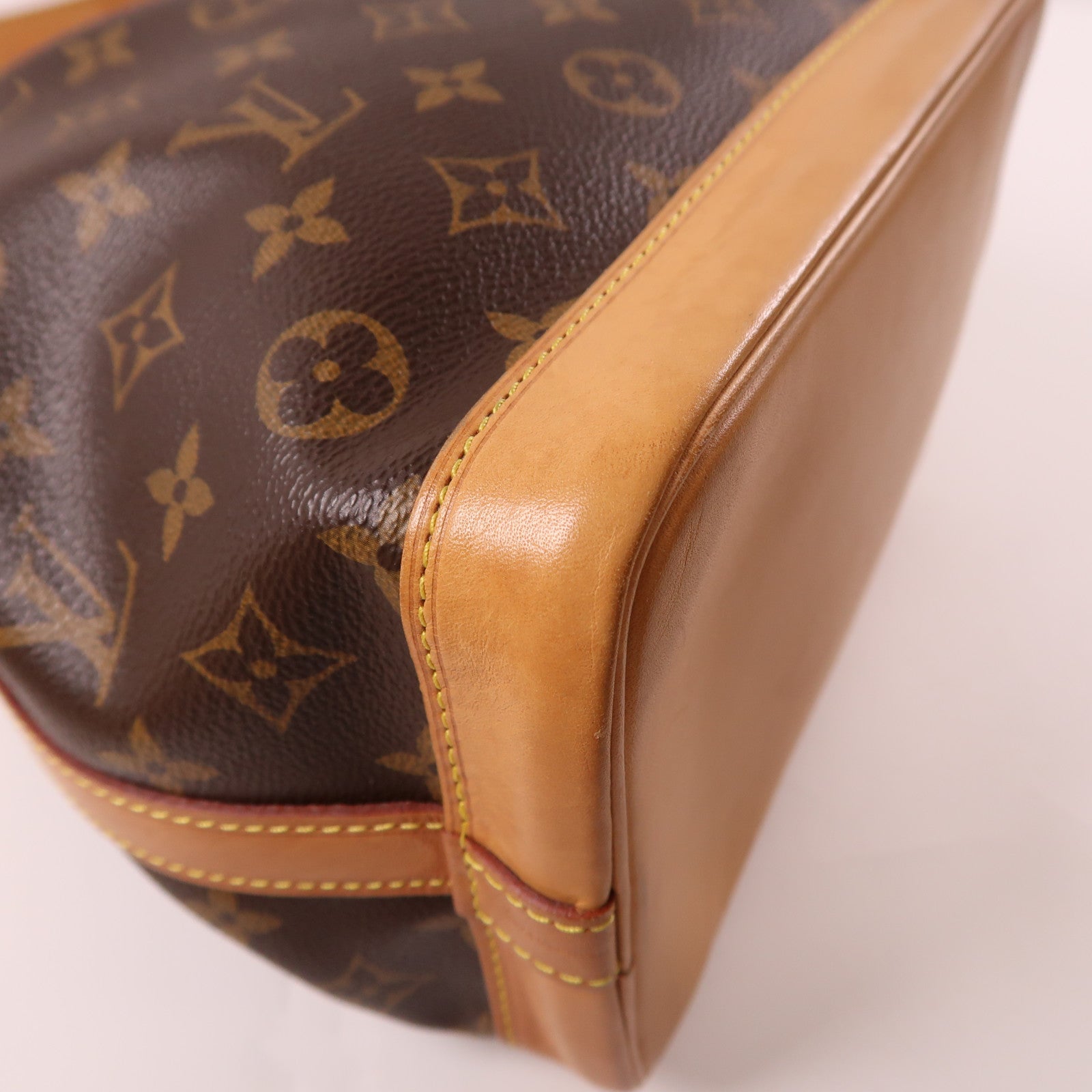 LOUIS VUITTON Monogram Noe BB金扣肩背袋啡色