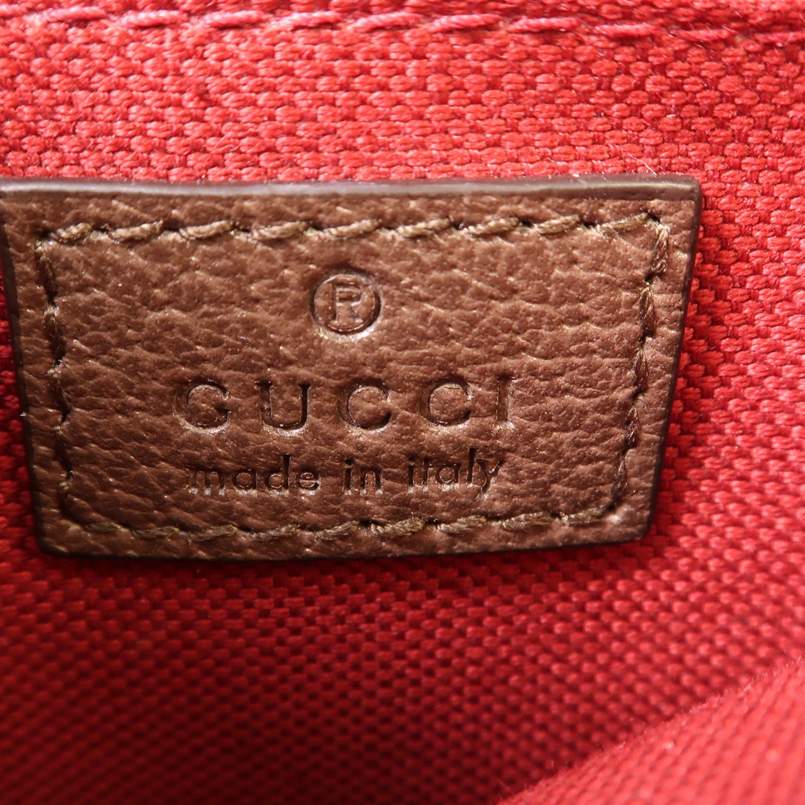 GUCCI 塗層帆布Shoulder Bag銀扣肩背袋