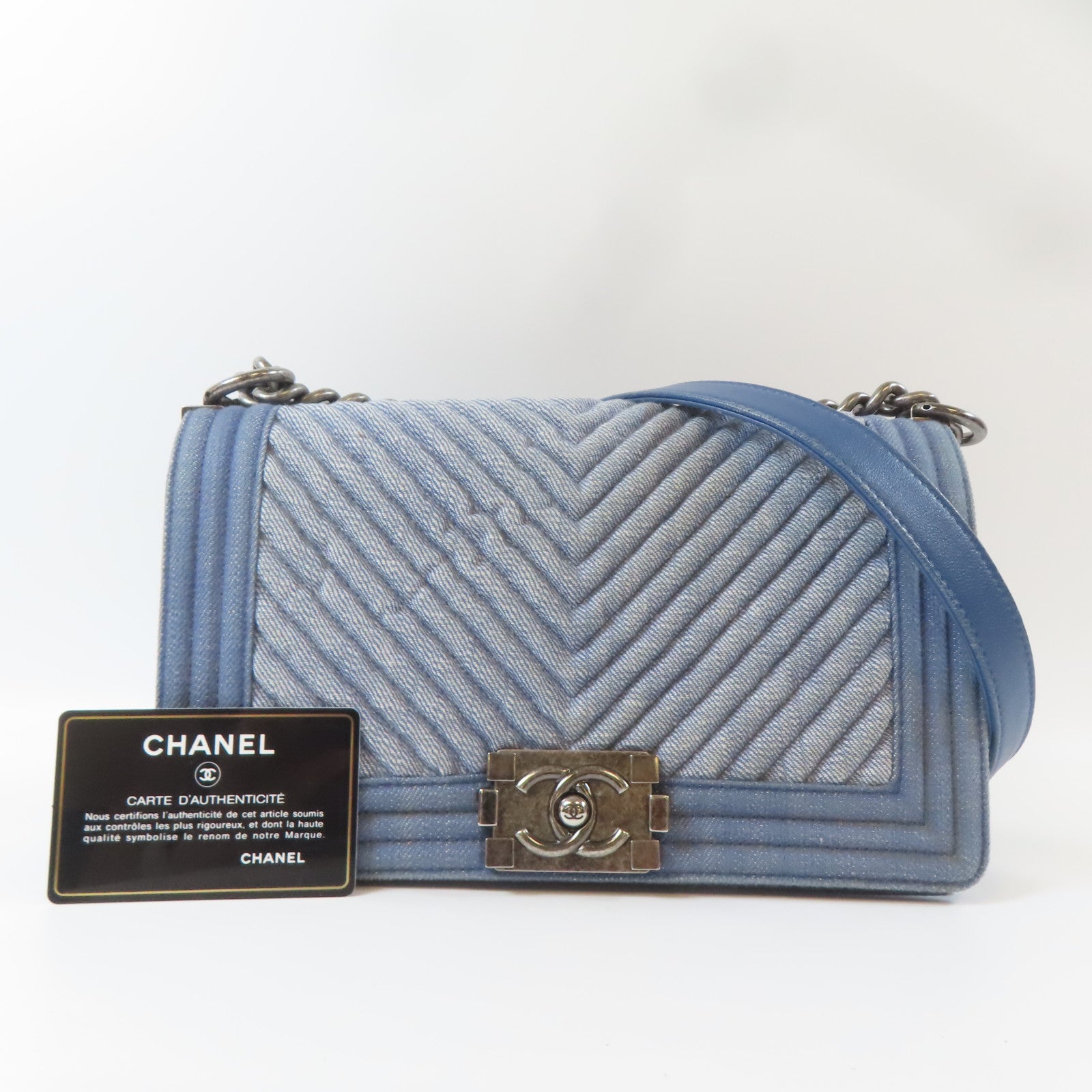 CHANEL 【激減優惠】斜紋牛仔布Boy 25銀扣肩背袋藍色