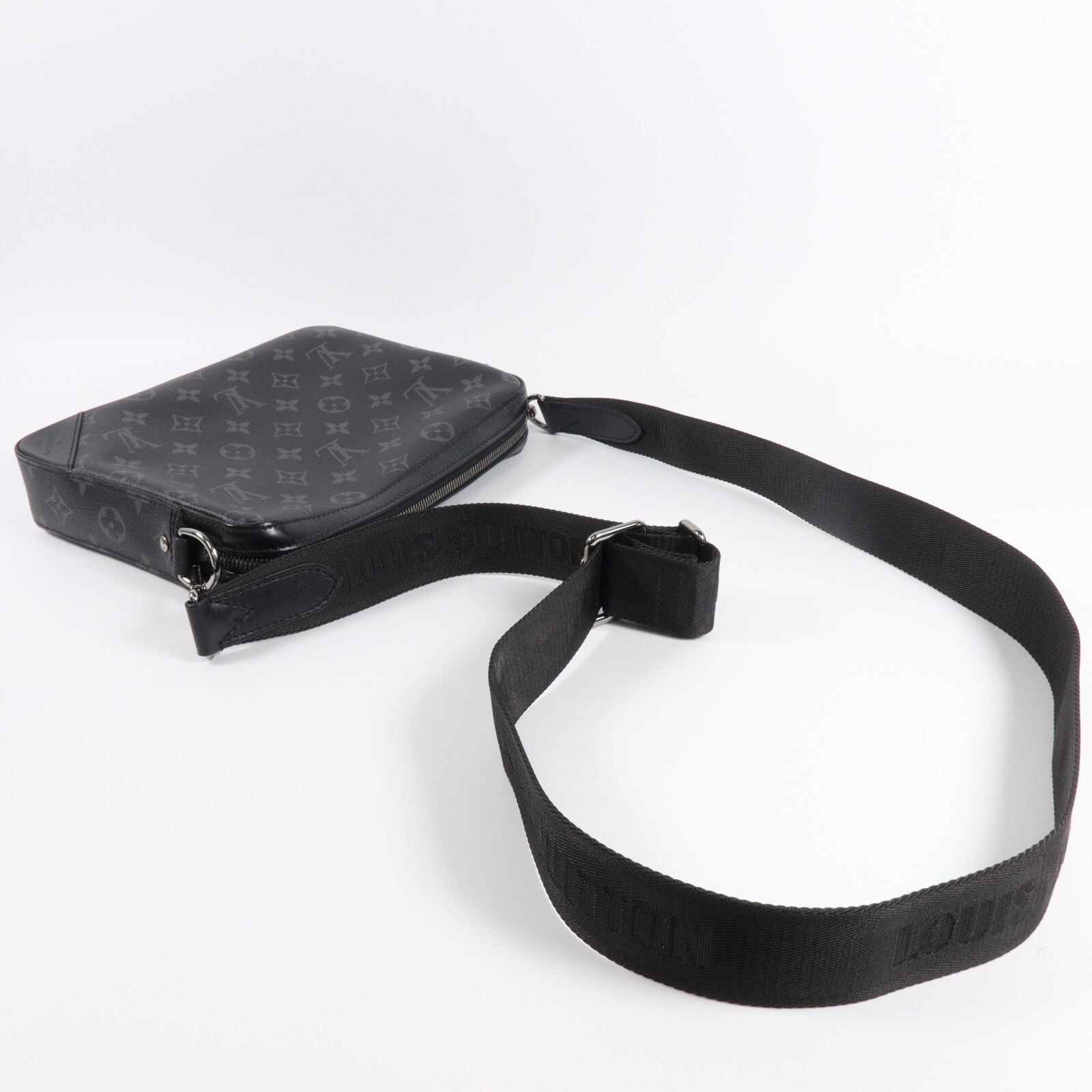 LOUIS VUITTON Monogram Eclipse/Reverse Trio Messenger肩背袋