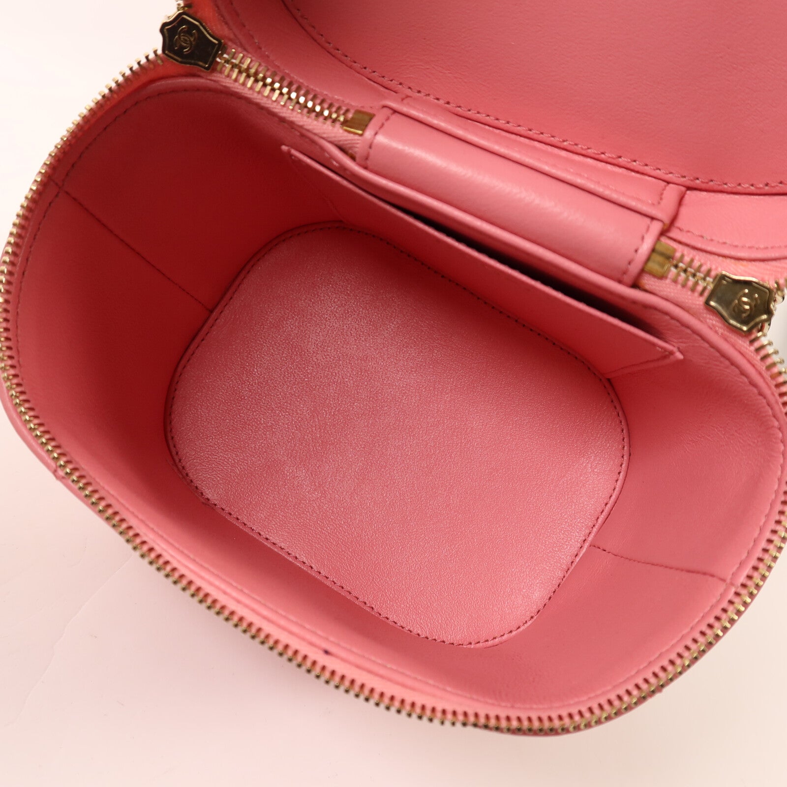 CHANEL 羊皮皮革Trendy CC Vantiy Case金扣鏈帶手挽肩背兩用袋