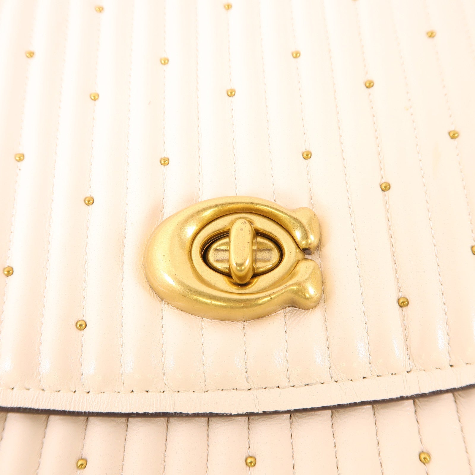 COACH 羊皮皮革Chain Shoulder Bag金扣鏈帶肩背袋