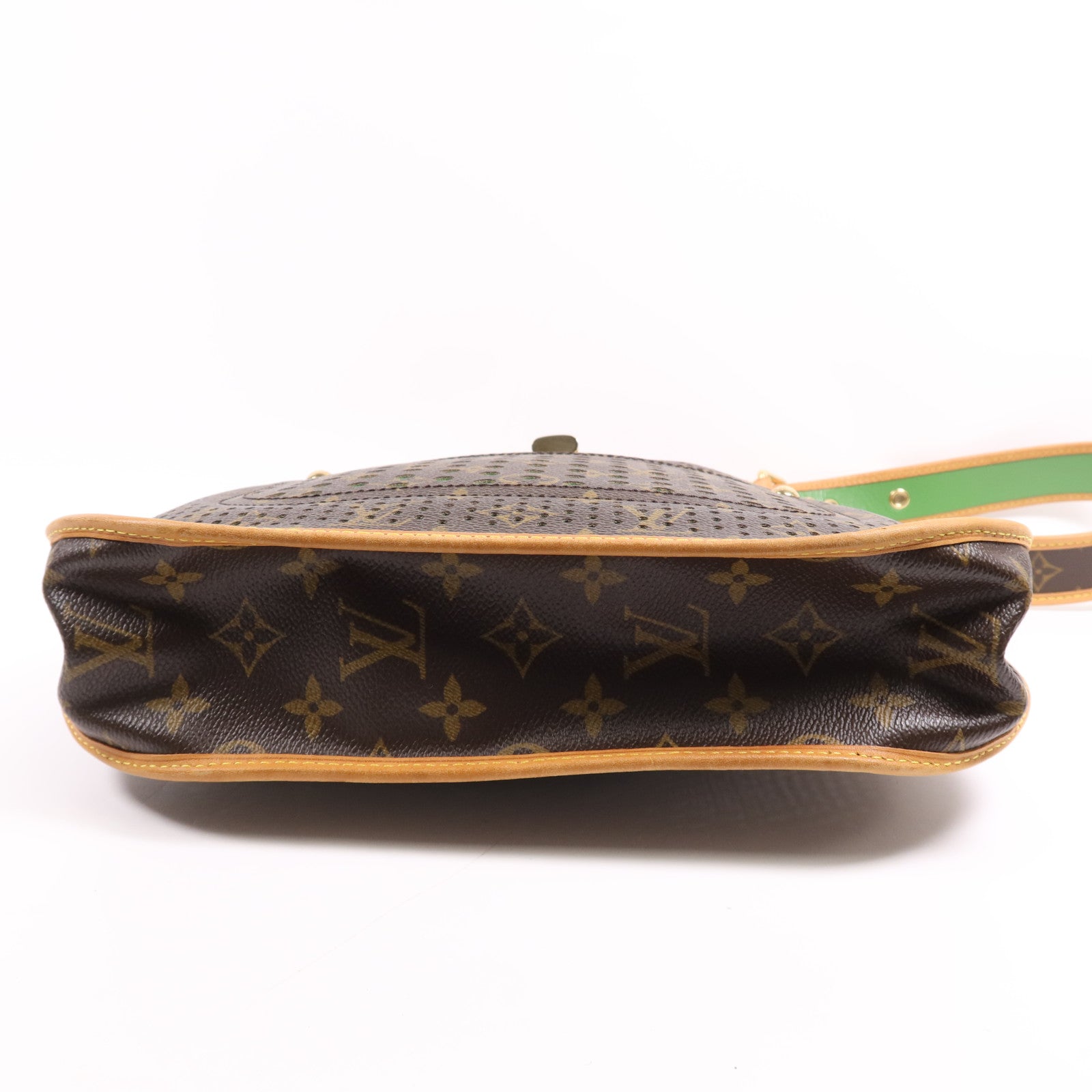 LOUIS VUITTON Monogram Perfo Musette金扣肩背袋