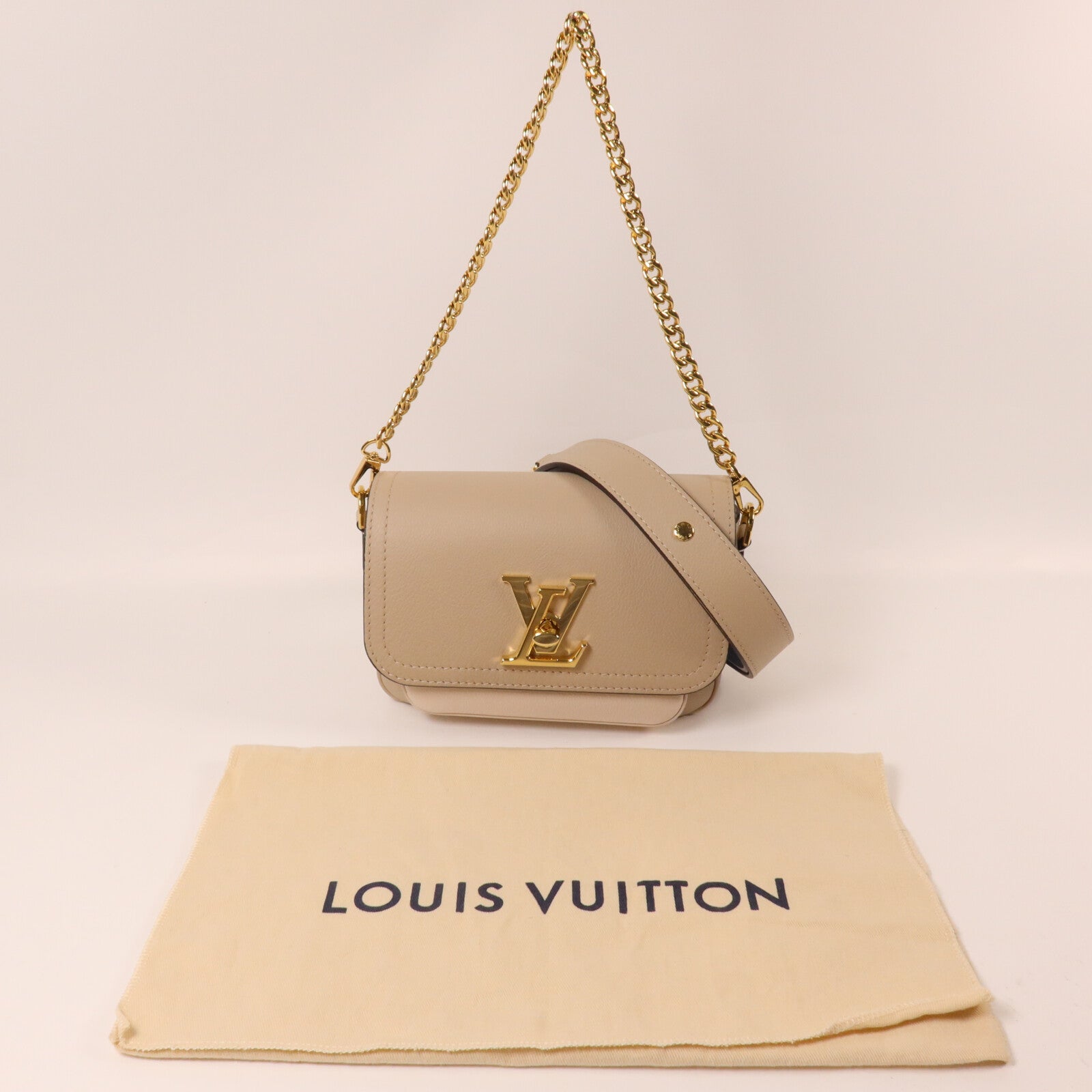 LOUIS VUITTON 牛皮皮革Lockme Tender鏈帶手挽肩背兩用袋