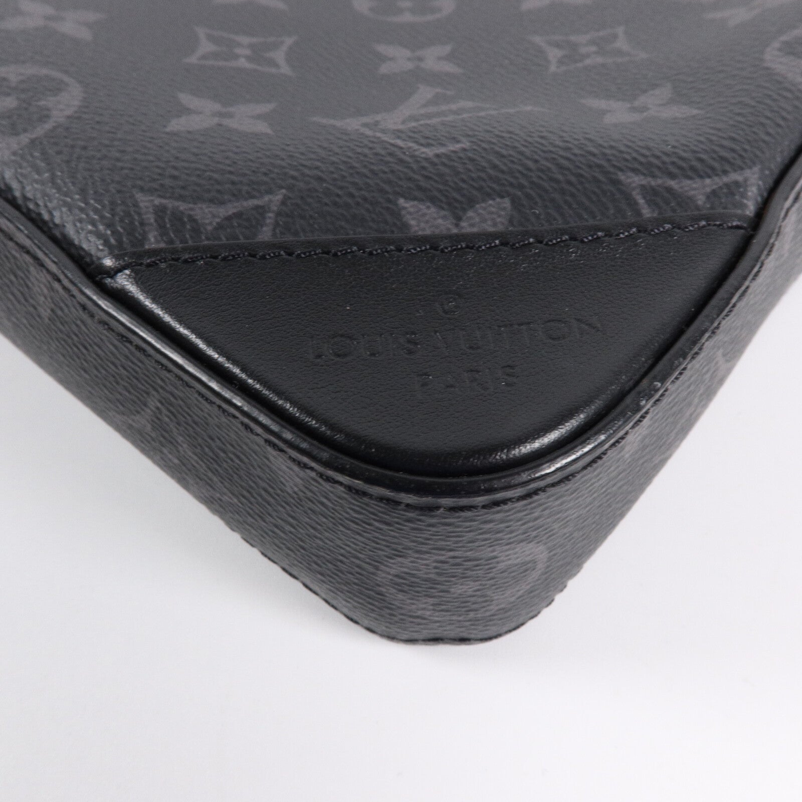 LOUIS VUITTON Monogram Eclipse/Reverse Trio Messenger肩背袋