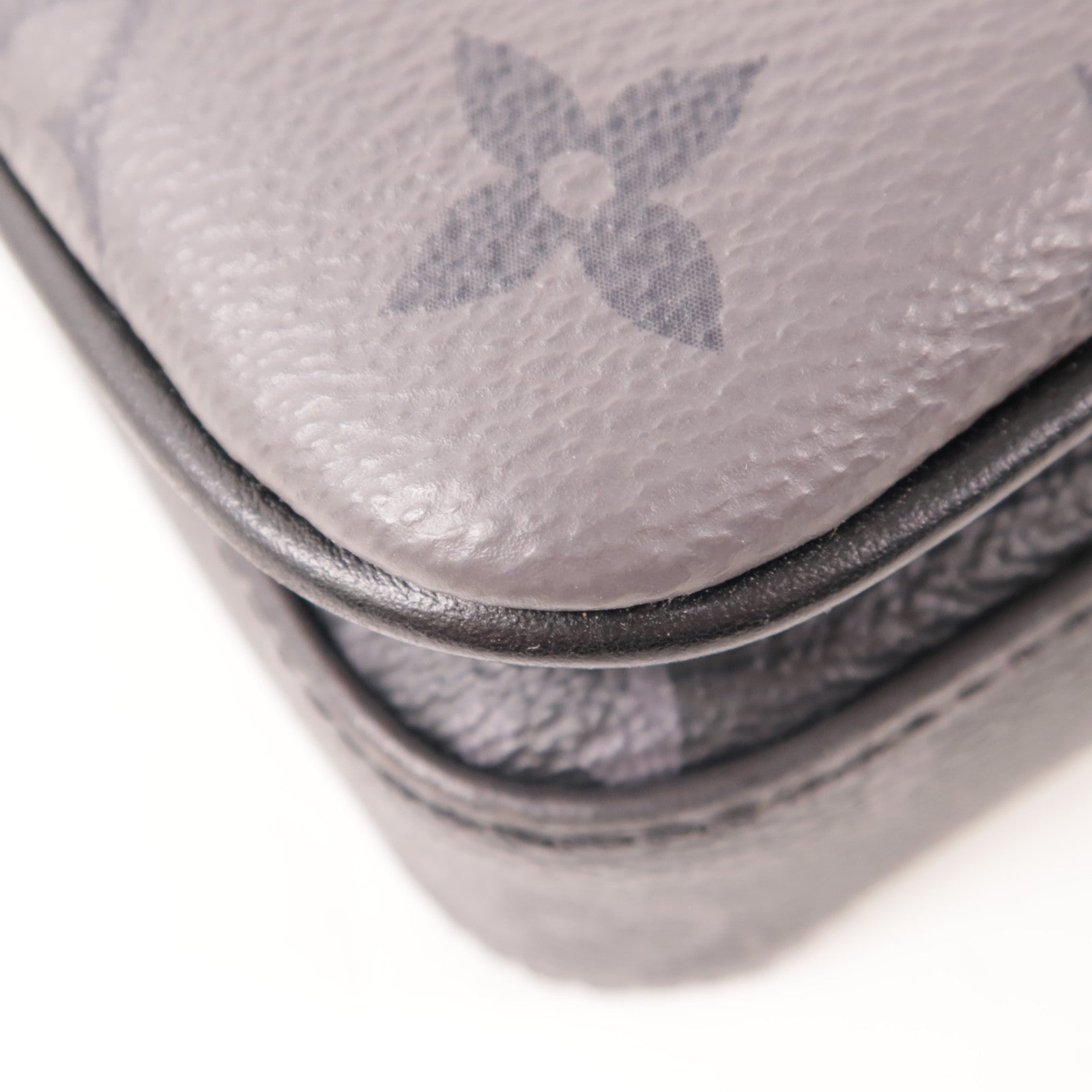 LOUIS VUITTON LV SHW Trio Messenger Shoulder Bag M69443 Monogram Eclipse Reverse