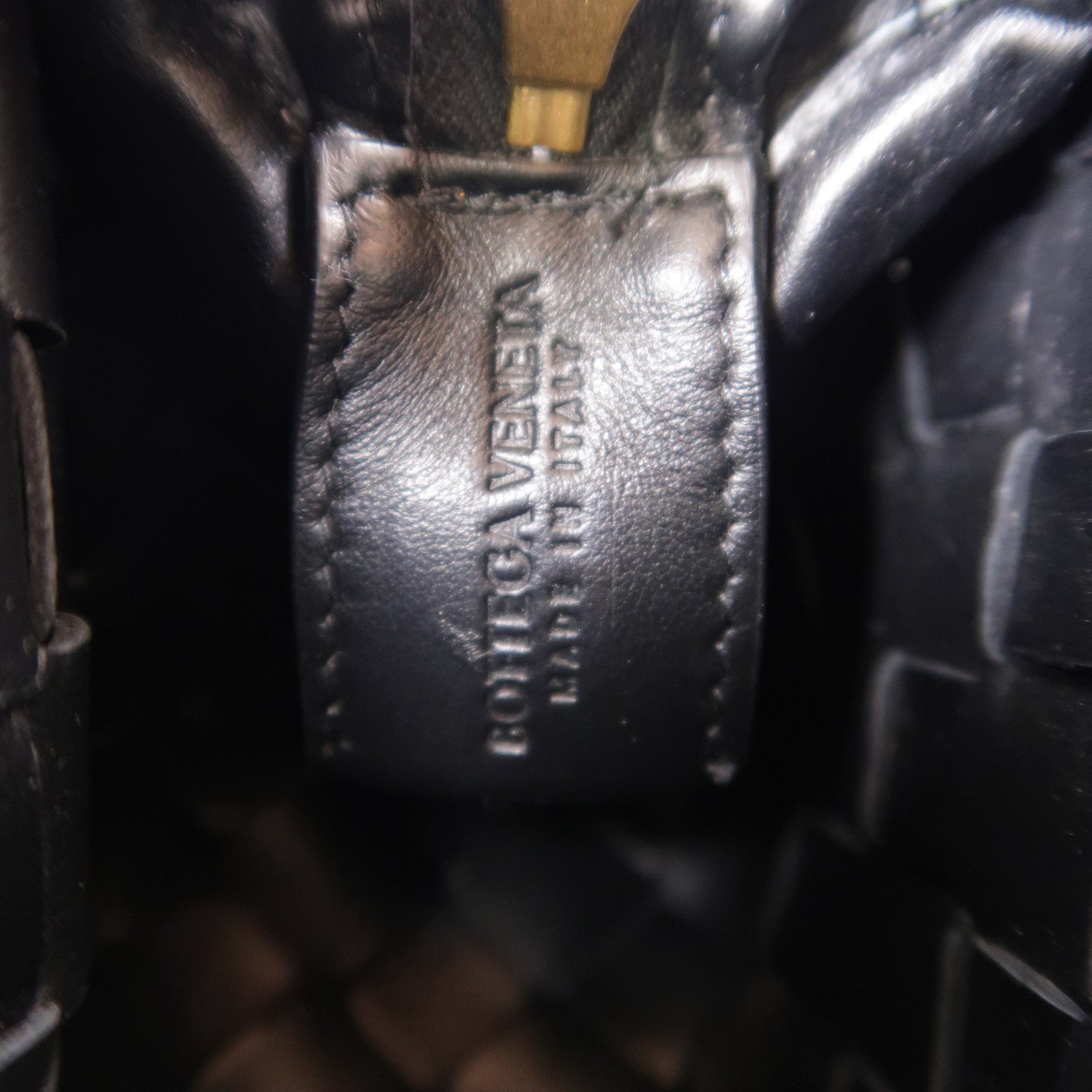 BOTTEGA VENETA 【激減優惠】羊皮皮革Shoulder Bag金扣肩背袋黑色
