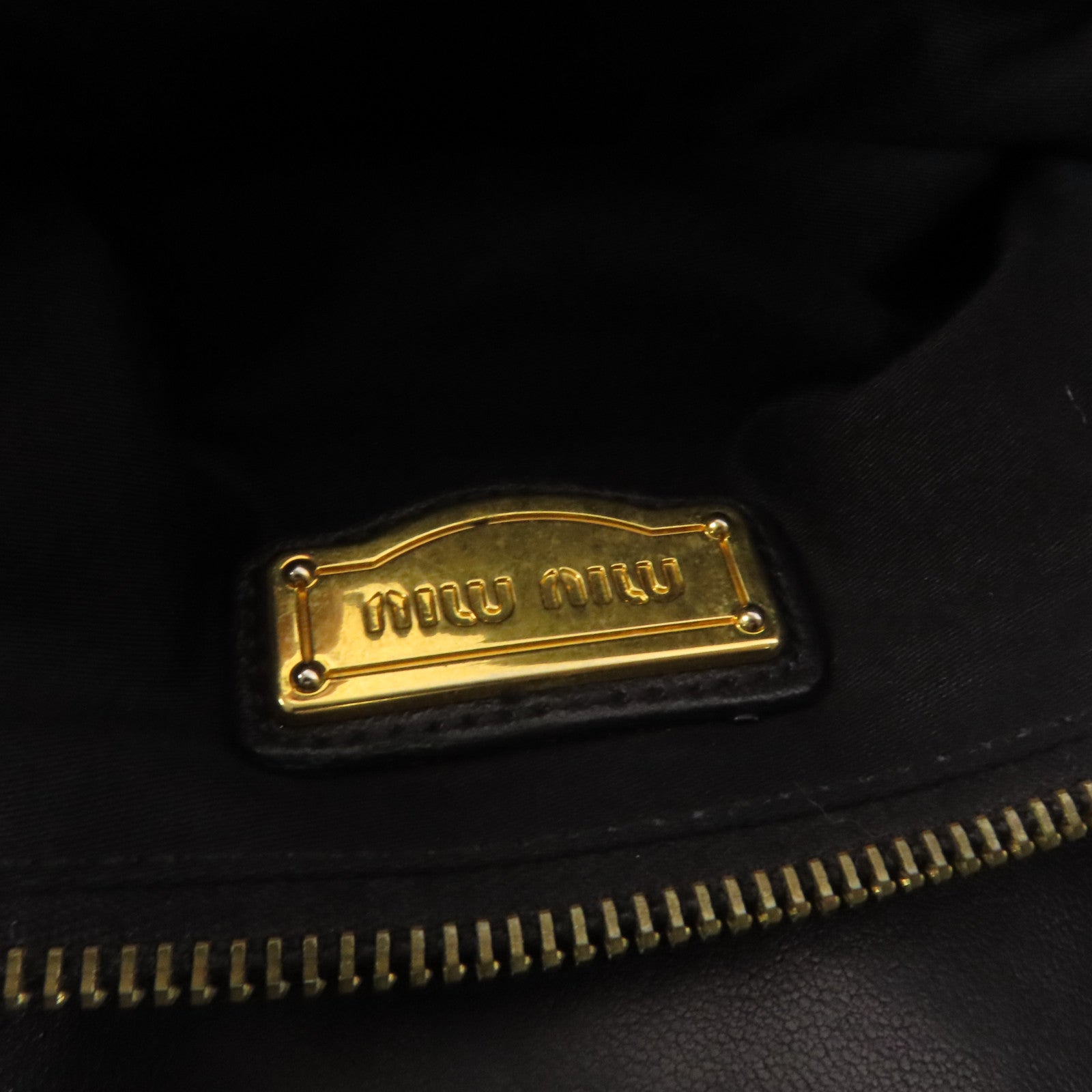 Miu Miu 羊皮皮革2 Way Shoulder金扣手挽肩背兩用袋
