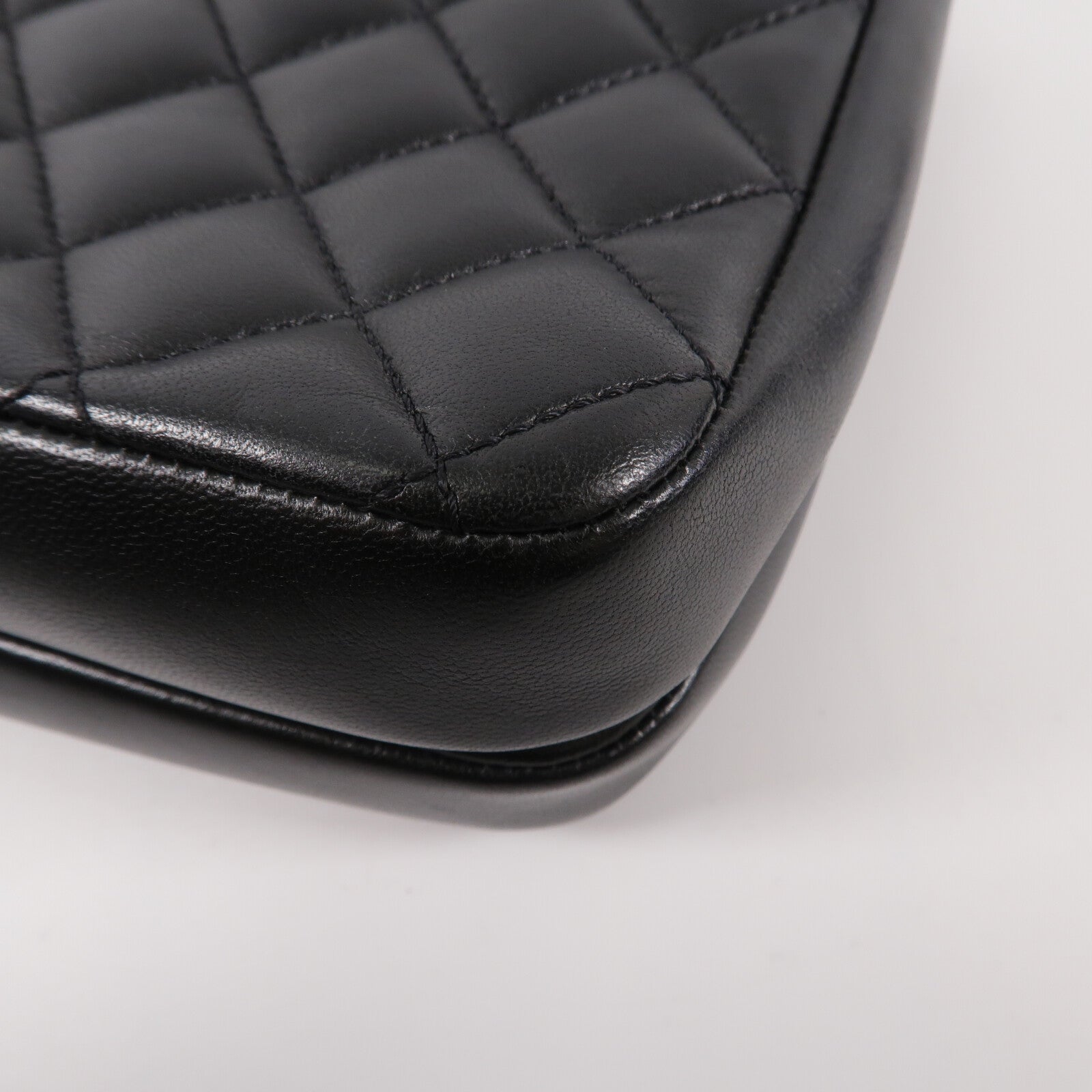 CHANEL 羊皮皮革CC Logo Flap鏈帶肩背袋