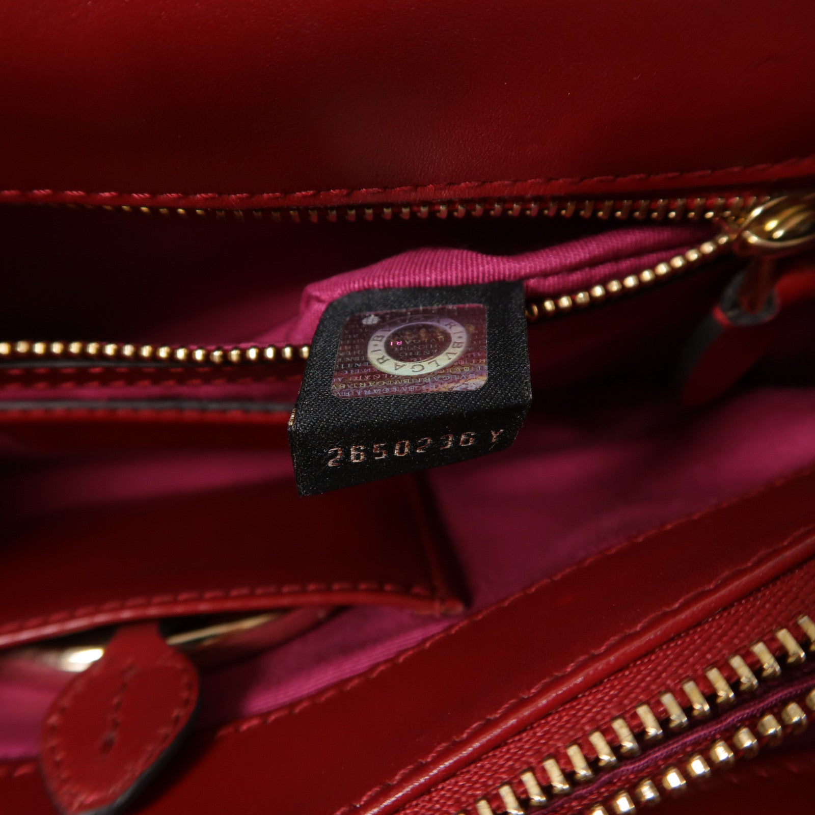 BVLGARI 牛皮皮革Serpenti Forever金扣鏈帶肩背袋