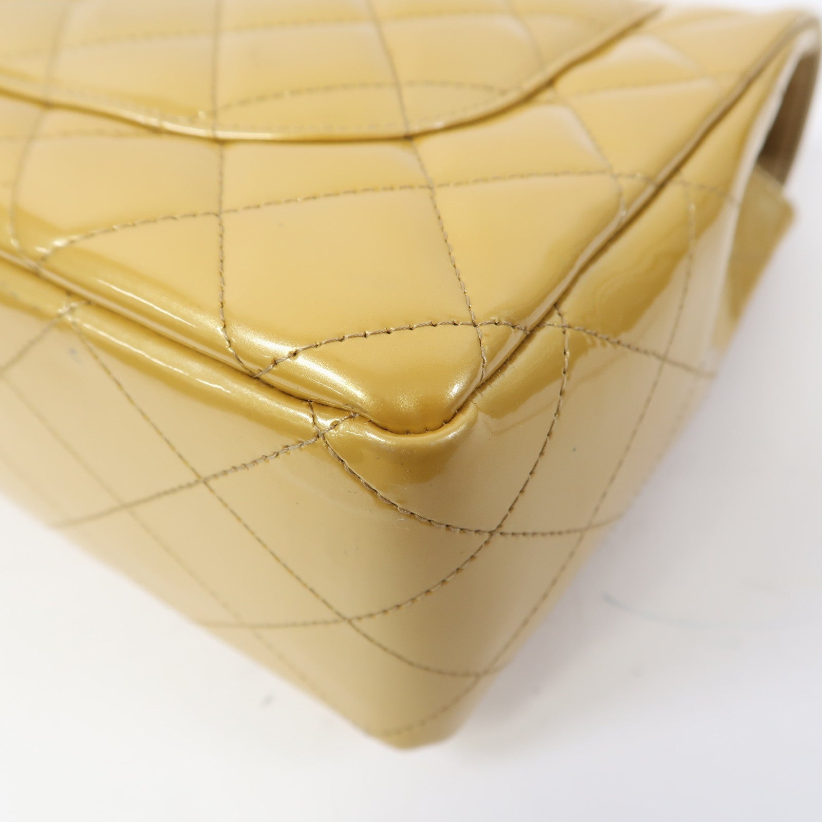 CHANEL 【激減優惠】菱格漆皮皮革Jumbo Classic Bag金扣鏈帶肩背袋黃色
