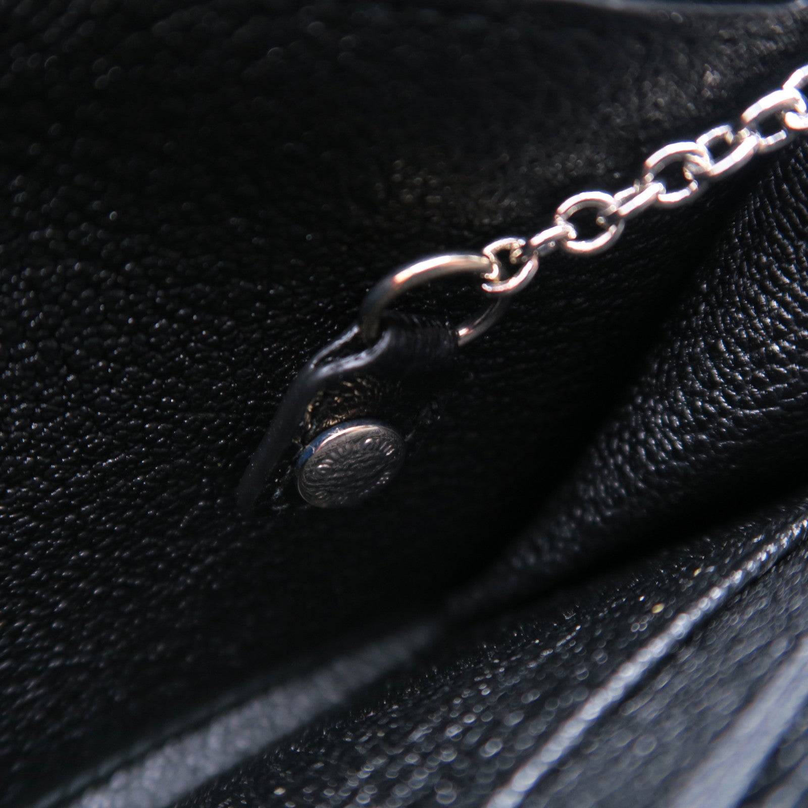 Miu Miu 牛皮皮革Long Wallet銀扣長錢包黑色