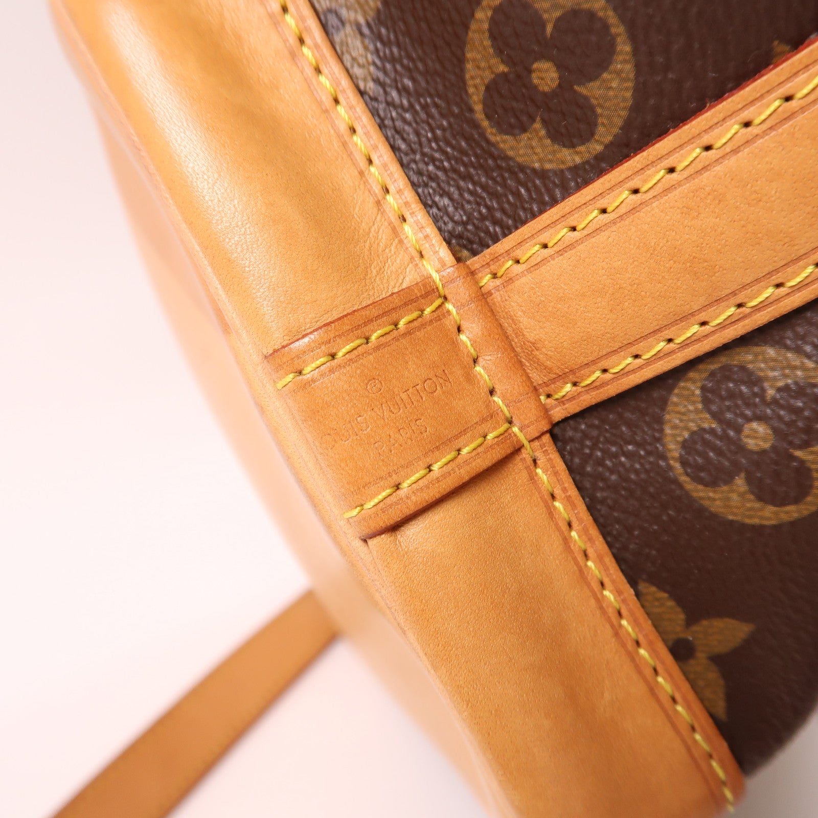 LOUIS VUITTON Monogram Noe BB金扣肩背袋啡色