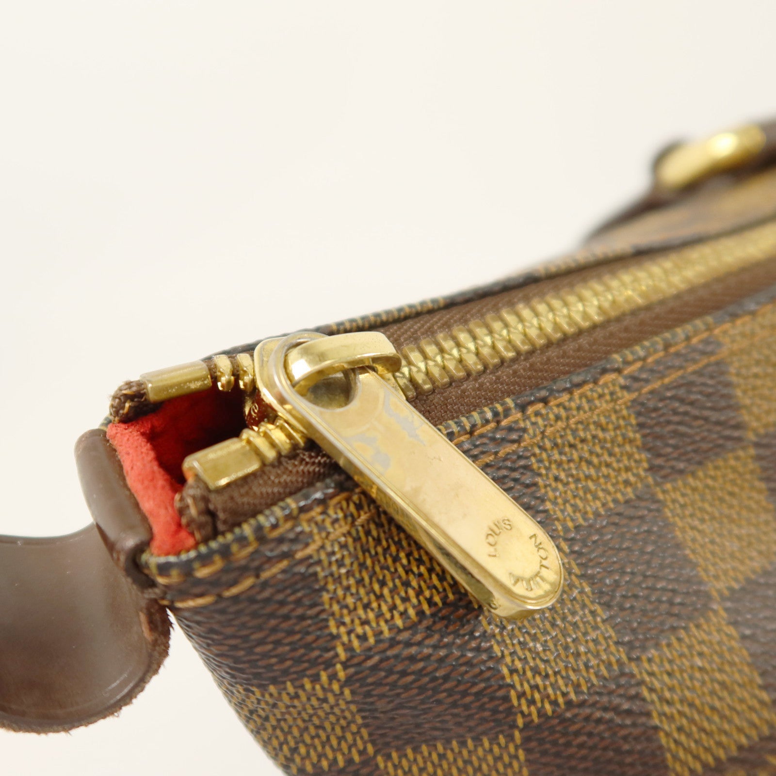 LOUIS VUITTON Damier Saleya MM金扣肩背袋