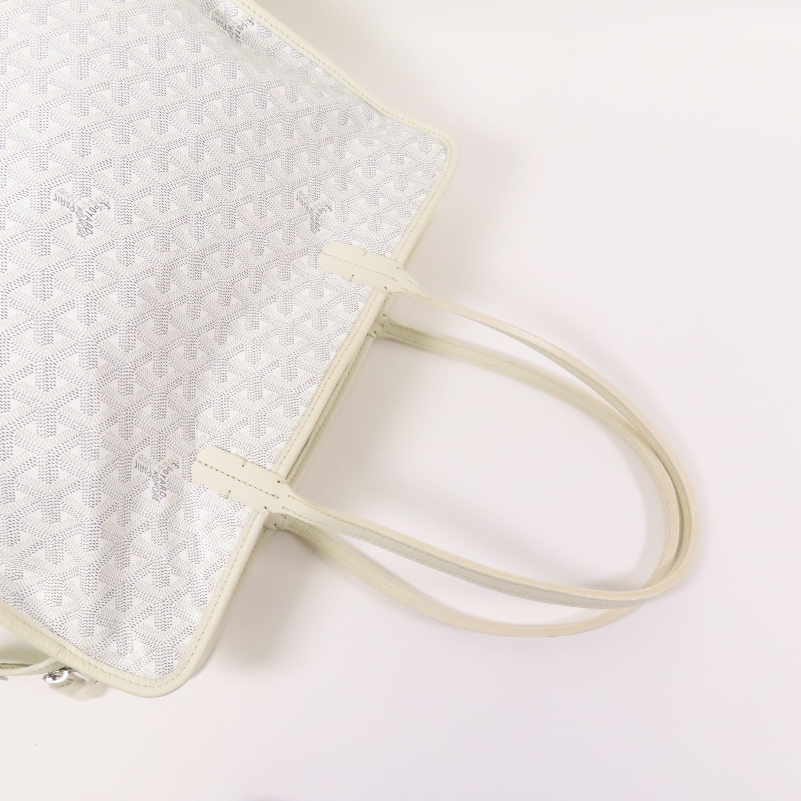 GOYARD 塗層帆布Sac Hardy PM銀扣肩背袋