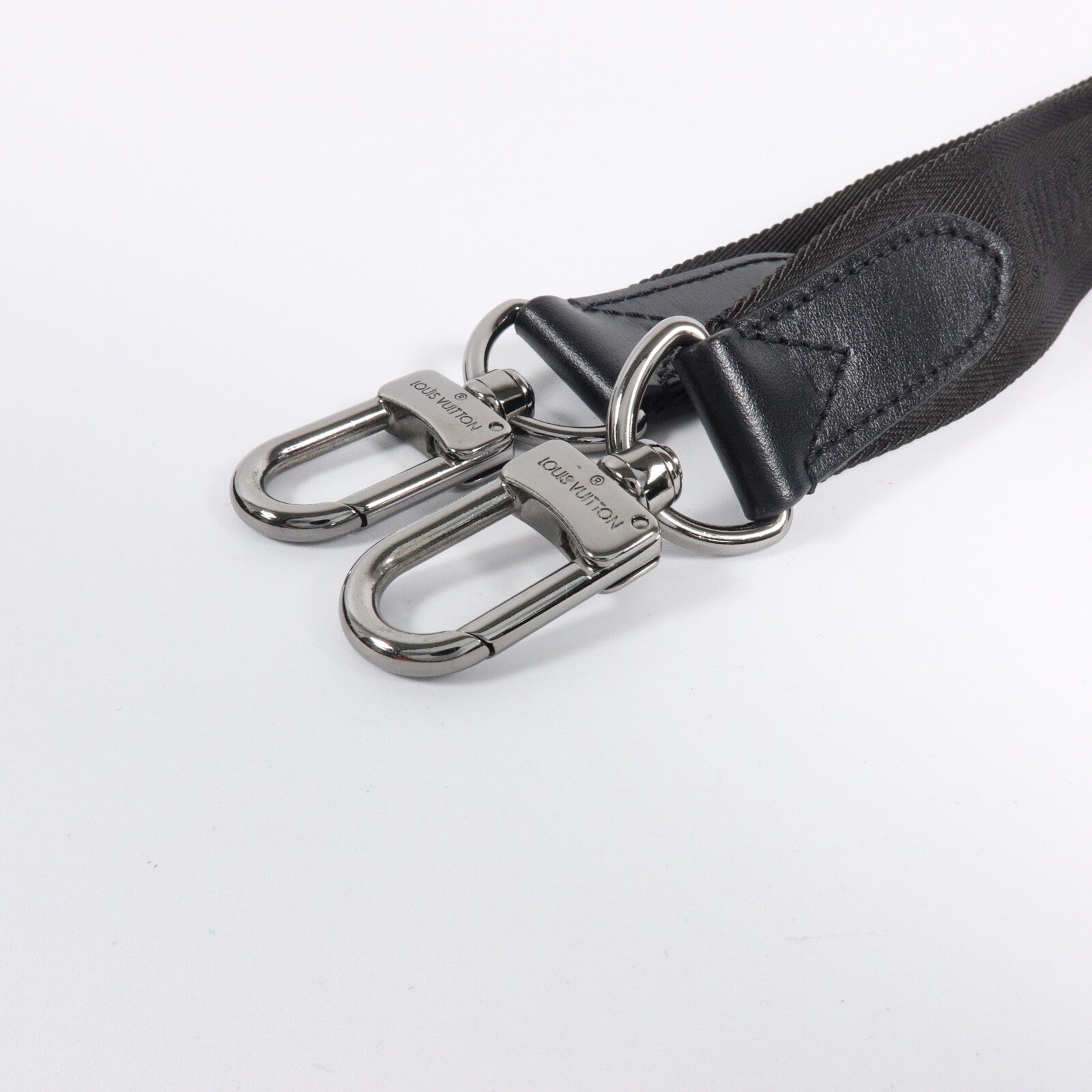 LOUIS VUITTON Monogram Eclipse/Reverse Trio Messenger肩背袋
