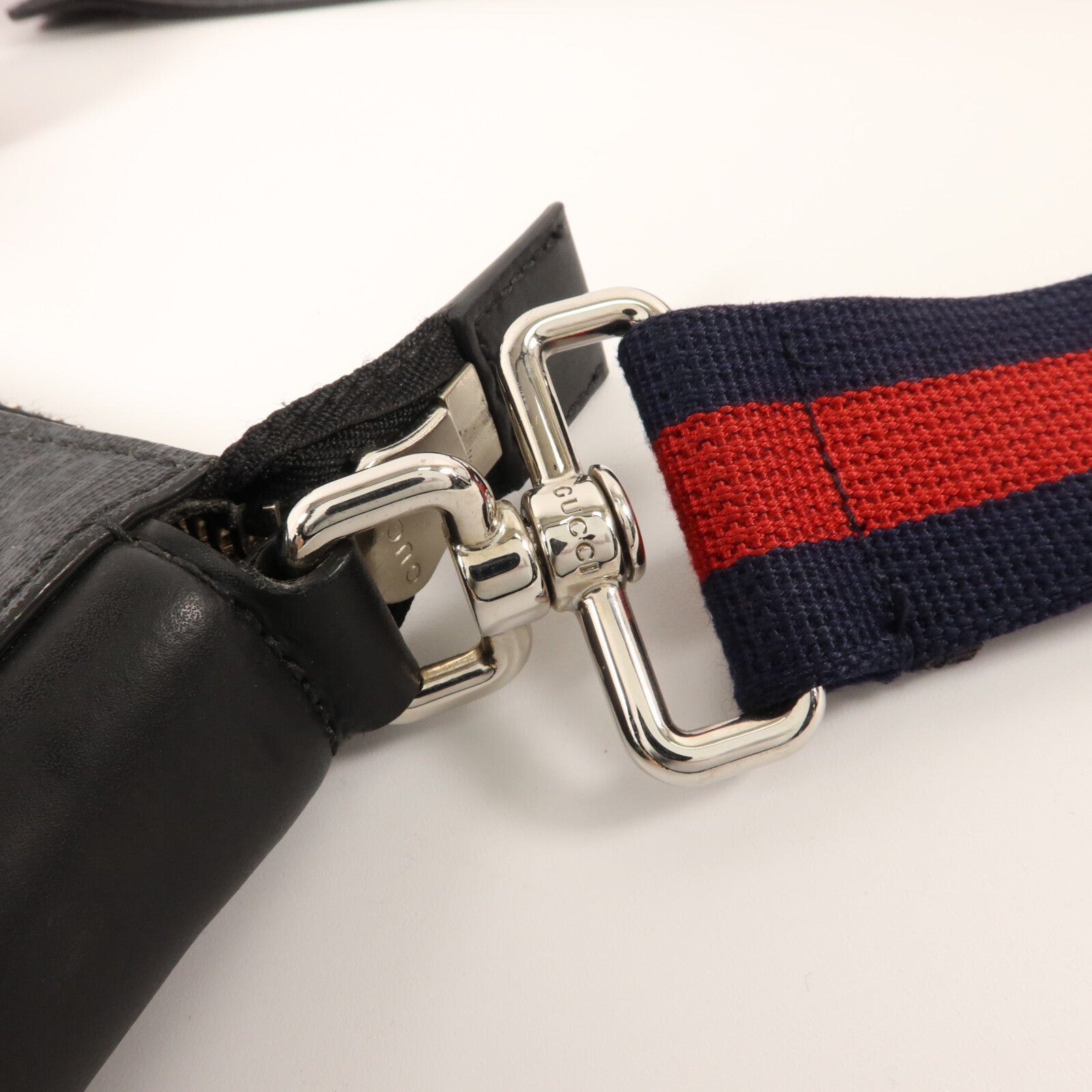 GUCCI 塗層帆布Small Messenger Bag肩背袋