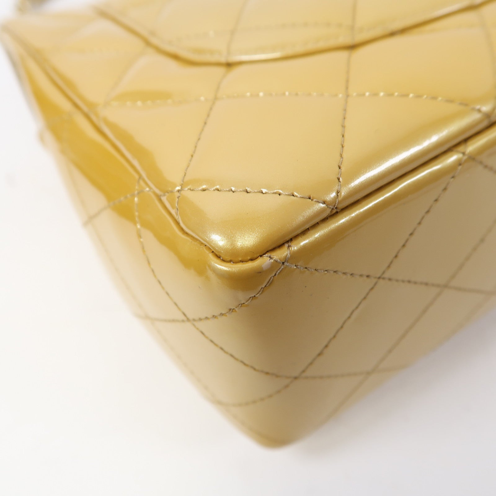 CHANEL 【激減優惠】菱格漆皮皮革Jumbo Classic Bag金扣鏈帶肩背袋黃色