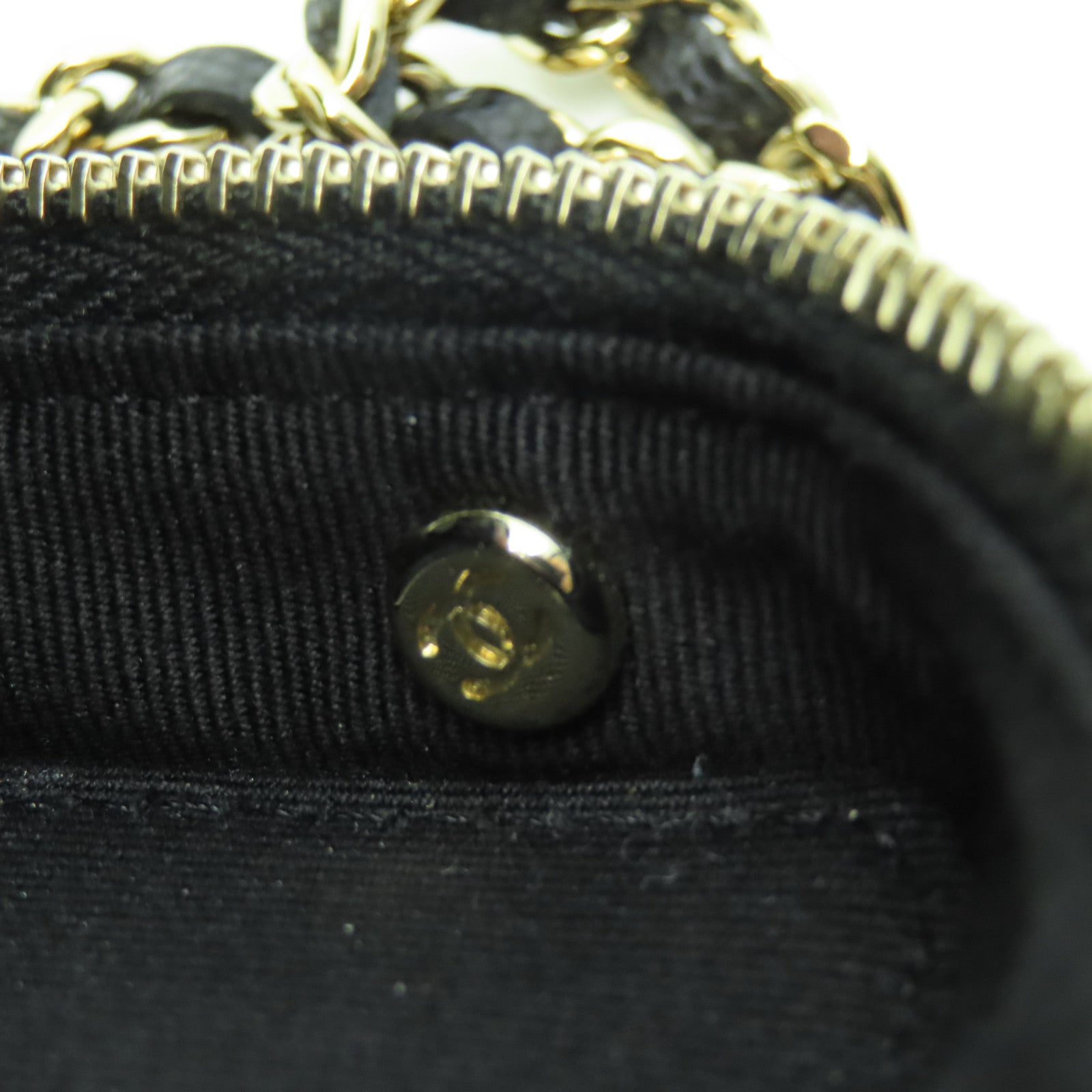 CHANEL 菱格Caviar皮革Mini Chain Shoulder金扣鏈帶肩背袋黑色