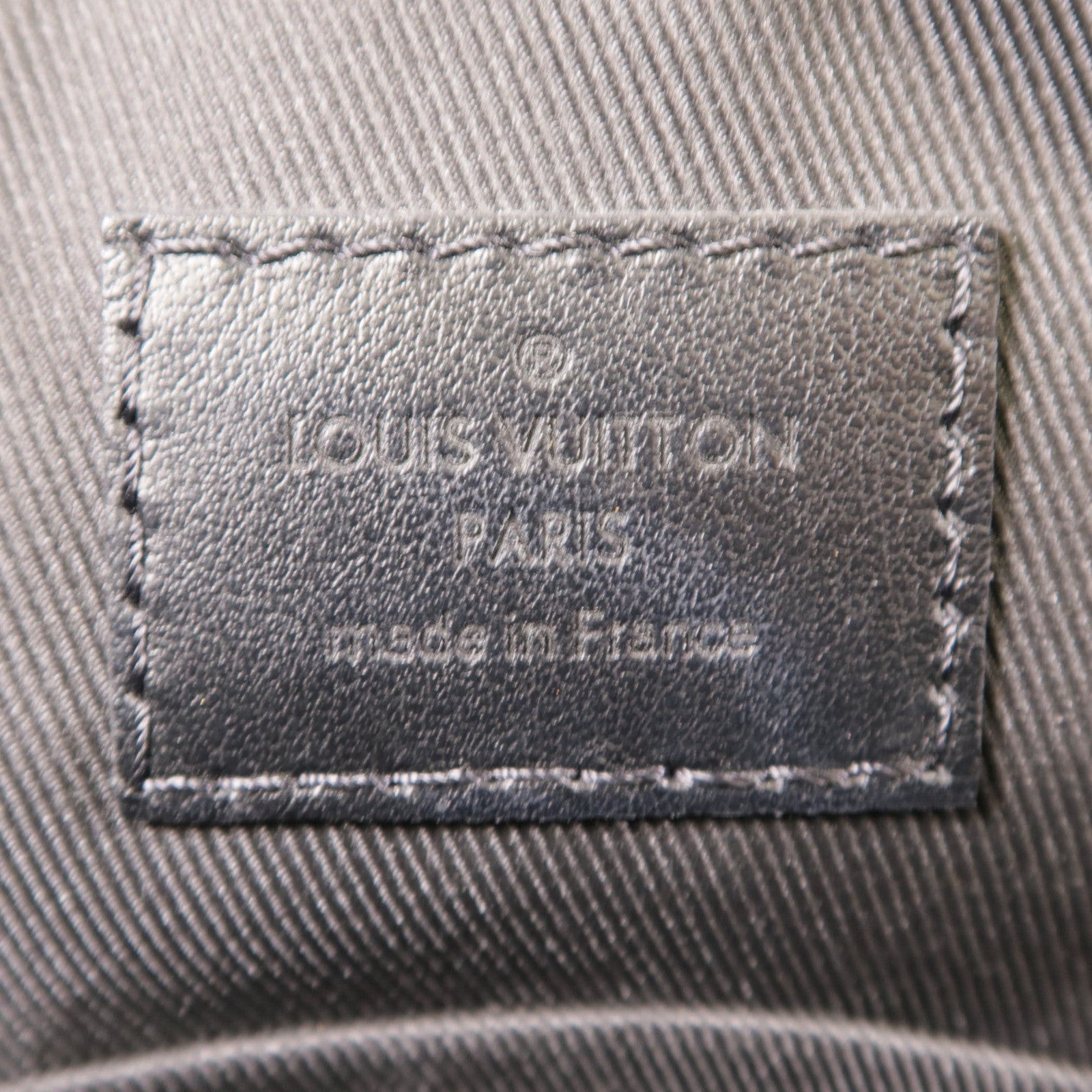 LOUIS VUITTON LV SHW Trio Messenger Shoulder Bag M69443 Monogram Eclipse Reverse