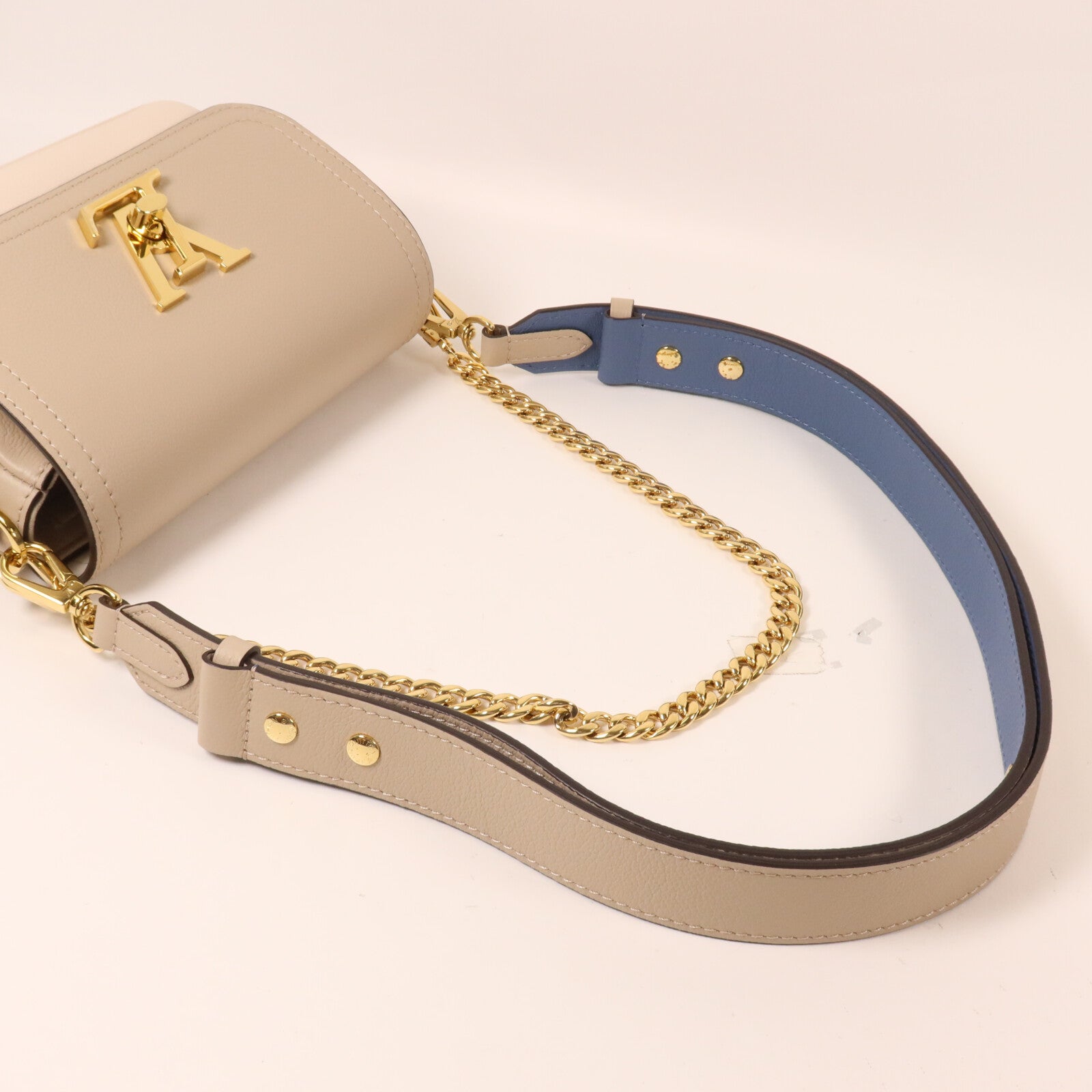 LOUIS VUITTON 牛皮皮革Lockme Tender鏈帶手挽肩背兩用袋