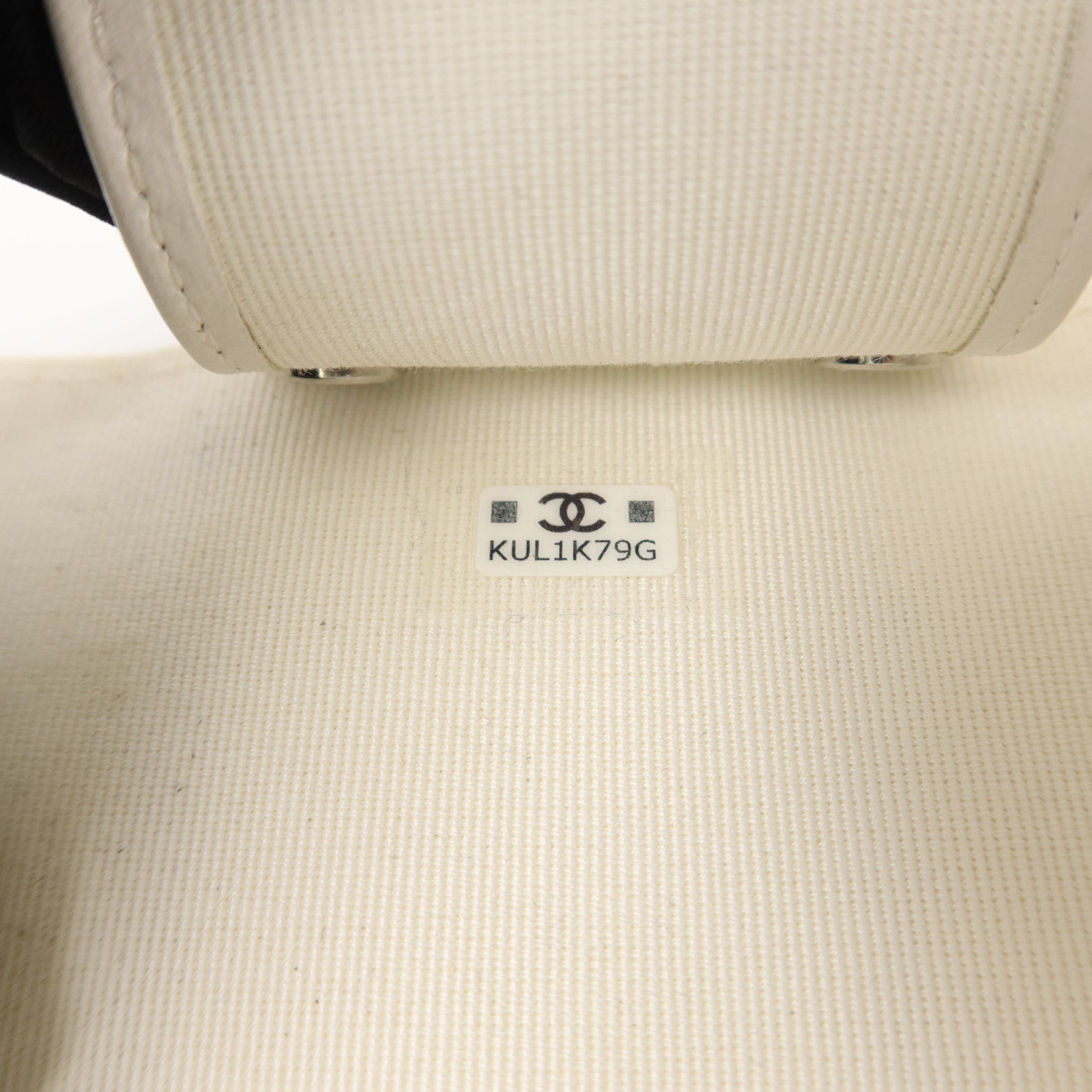 CHANEL 牛皮皮革Classic Key Holder鎖匙包