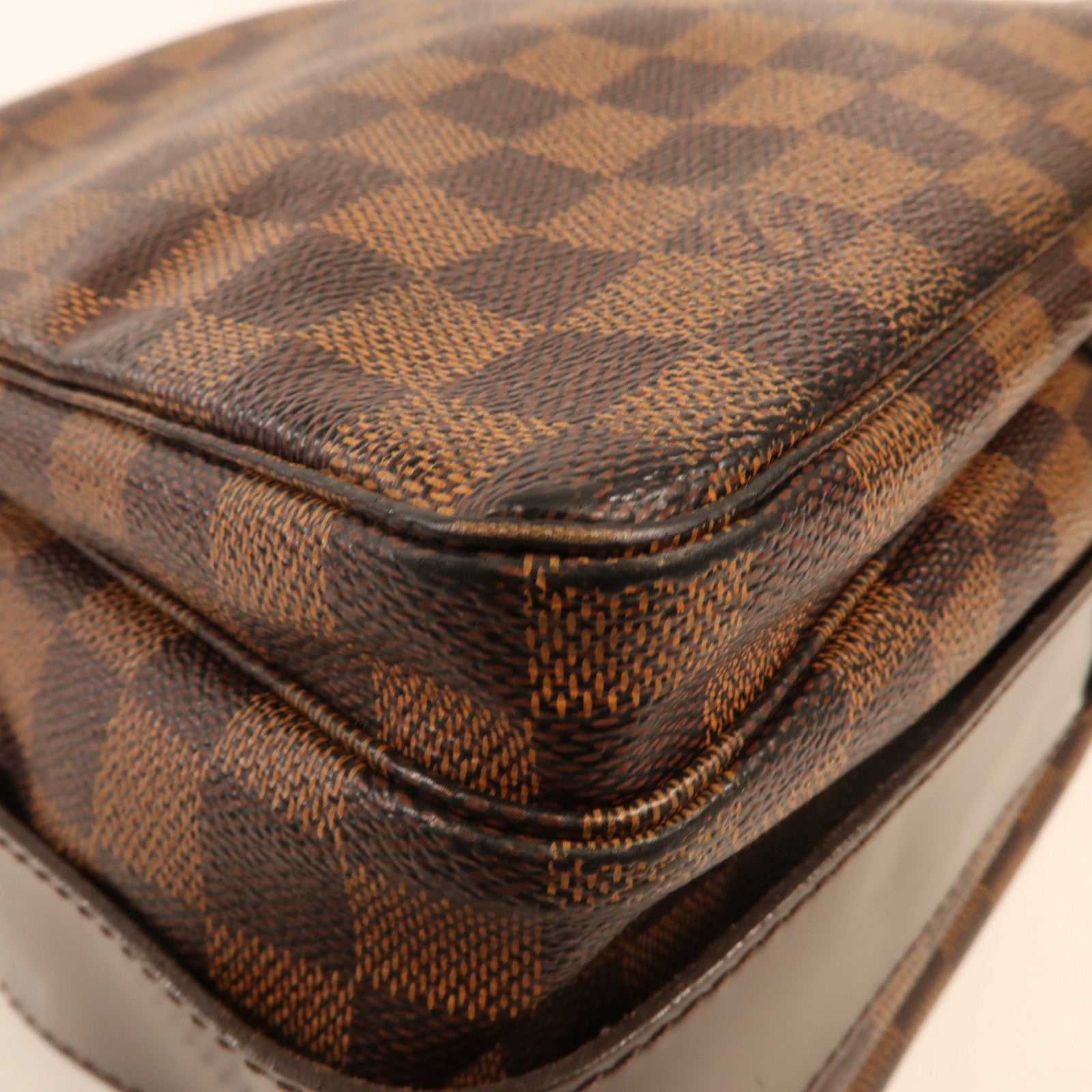 LOUIS VUITTON Damier Naviglio金扣肩背袋