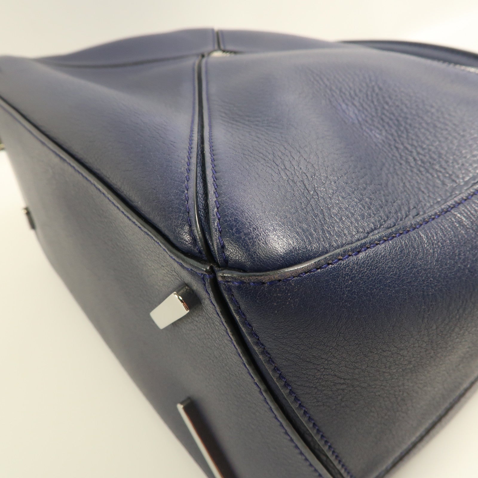 LOEWE 牛皮皮革Puzzle Bag Medium銀扣手挽肩背兩用袋藍色
