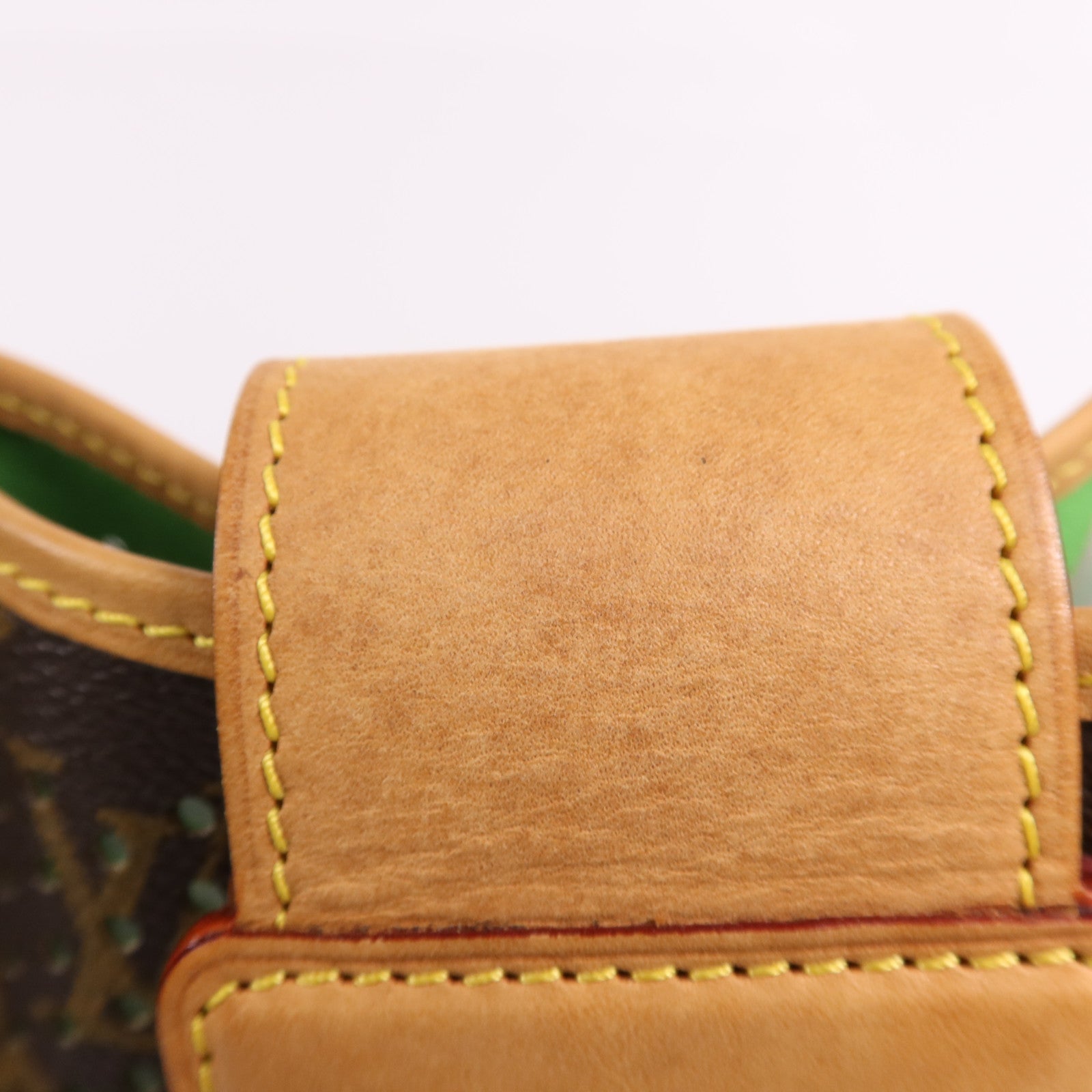 LOUIS VUITTON Monogram Perfo Musette金扣肩背袋