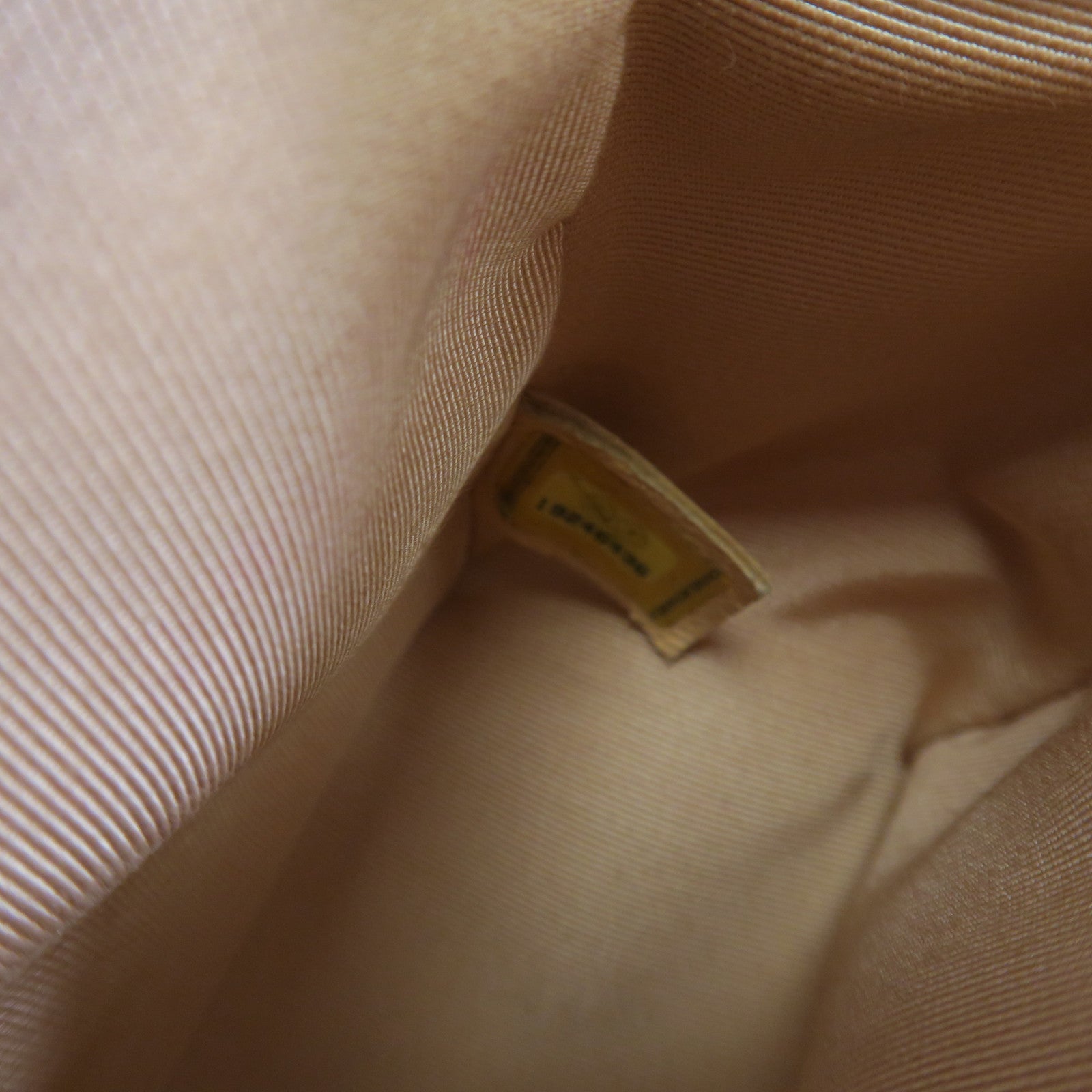 CHANEL 菱格羊皮皮革Boy 25銀扣鏈帶肩背袋粉紅色