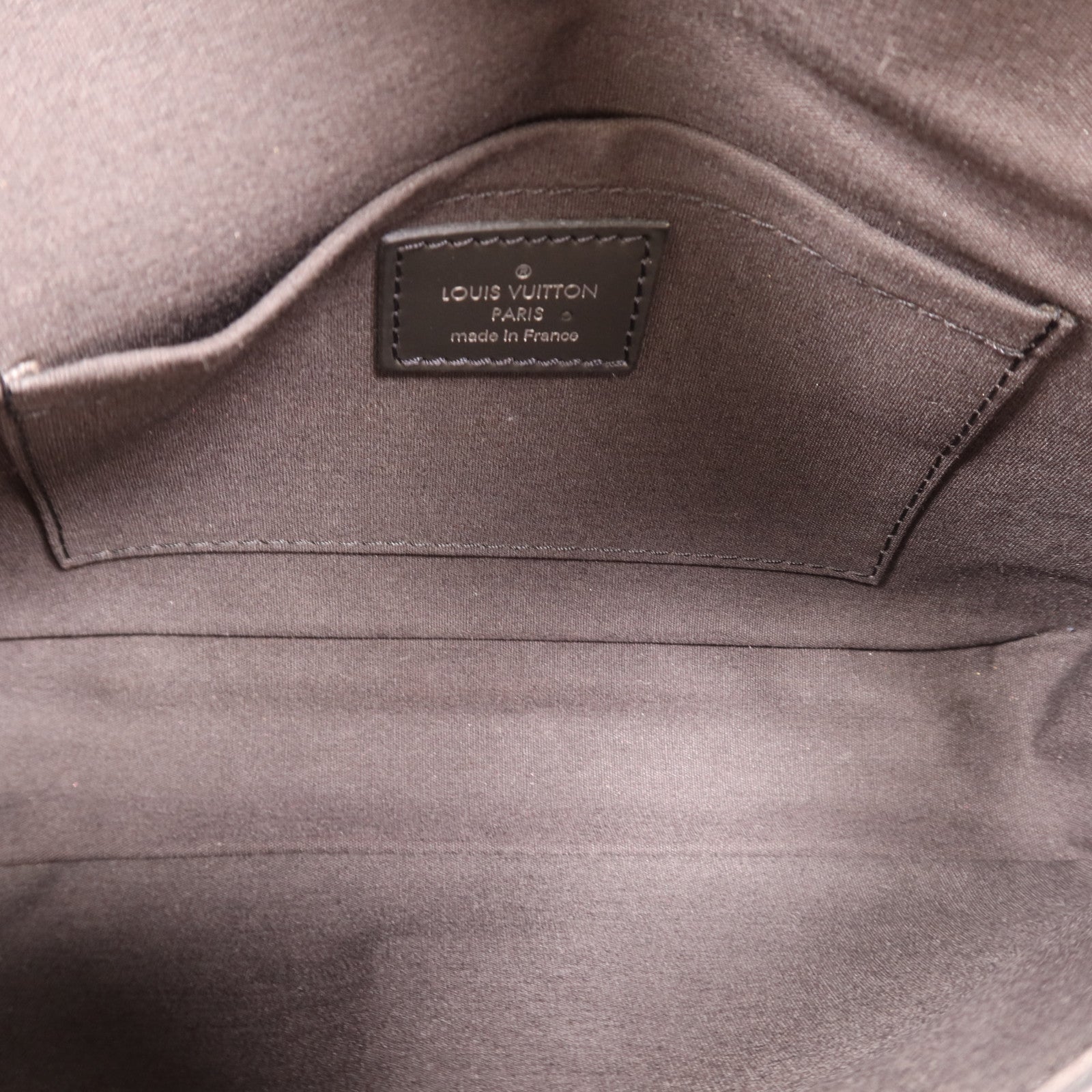 LOUIS VUITTON Epi Segur Pochette銀扣肩背袋