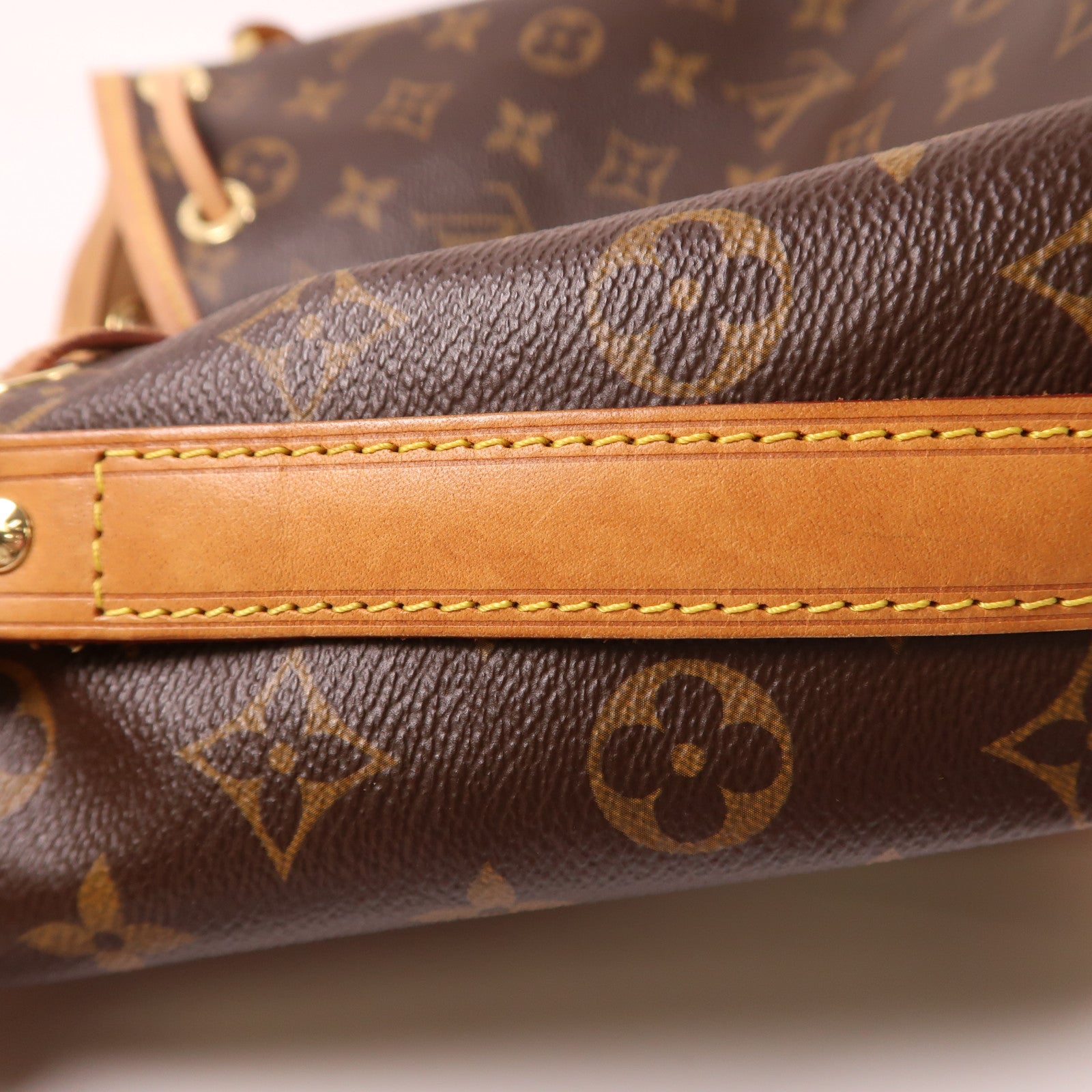 LOUIS VUITTON Monogram Noe BB金扣肩背袋啡色