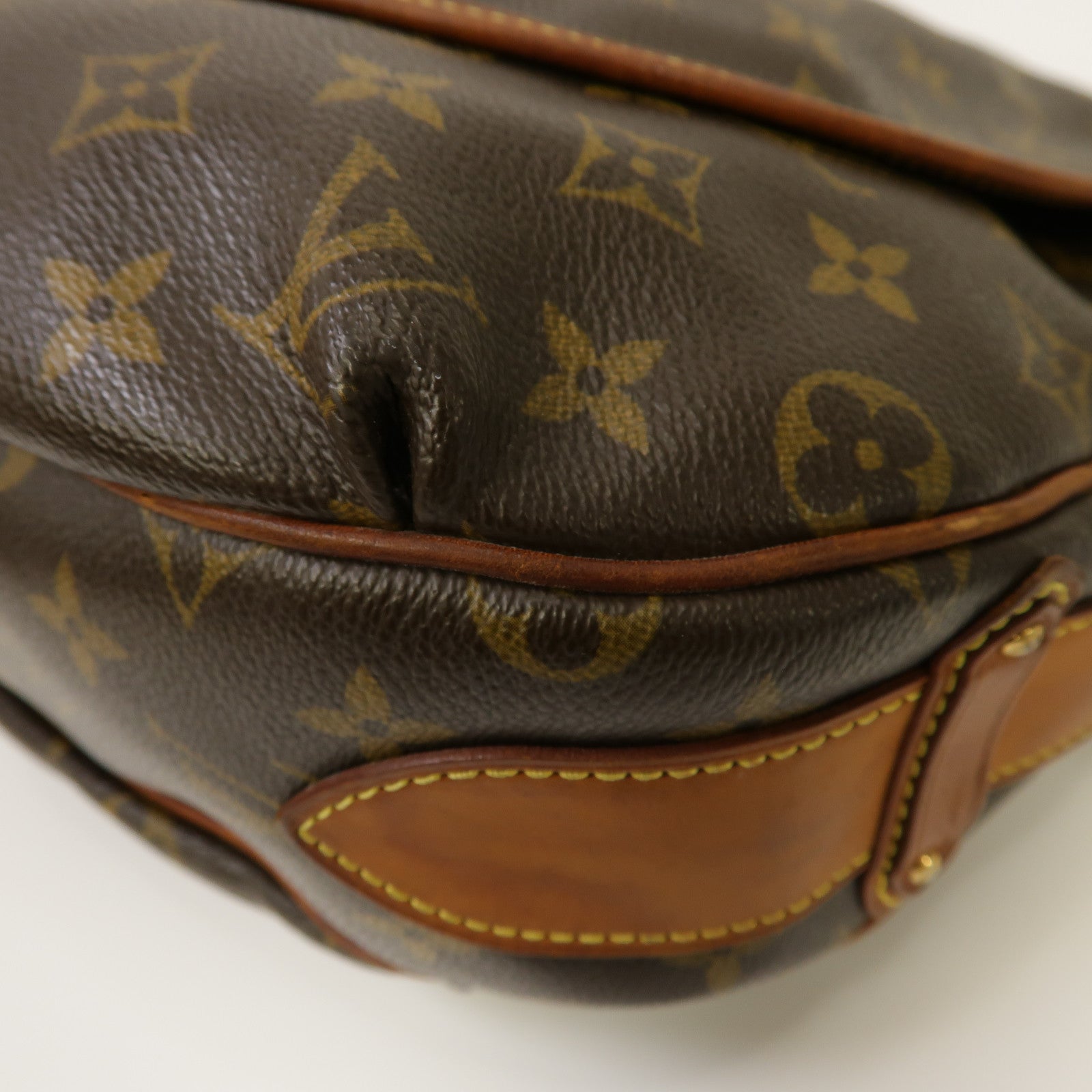 LOUIS VUITTON 【激減優惠】Monogram Tulum GM金扣肩背袋啡色
