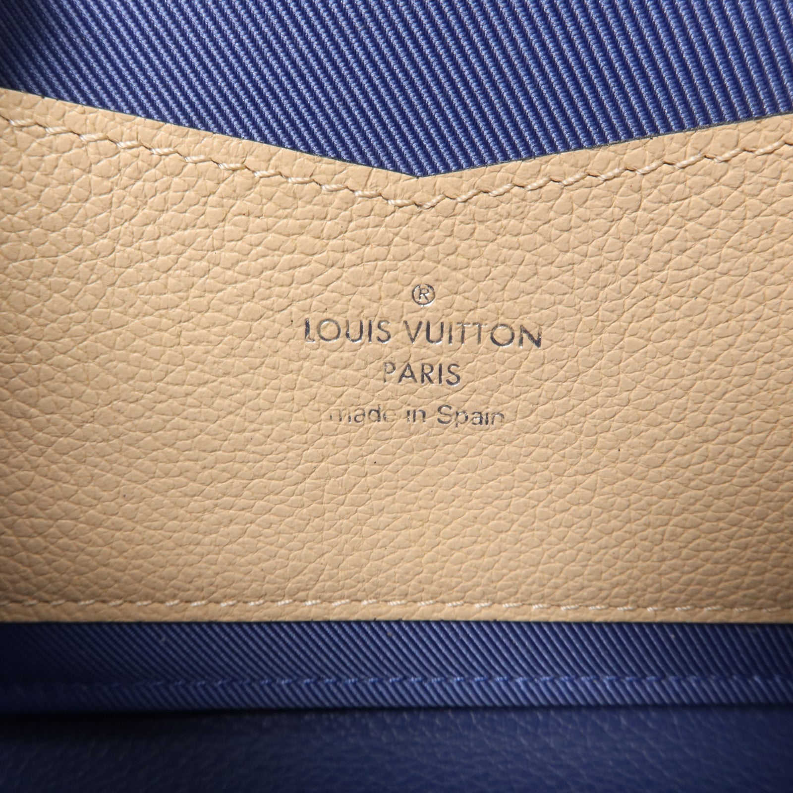 LOUIS VUITTON 牛皮皮革Lockme II長錢包