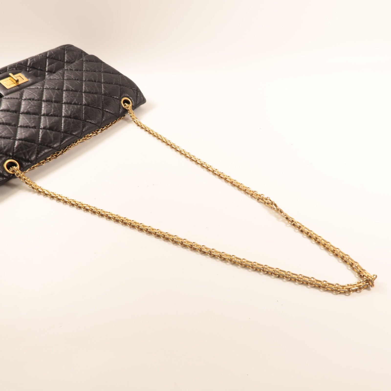CHANEL 菱格羊皮皮革2.55金扣鏈帶肩背袋黑色