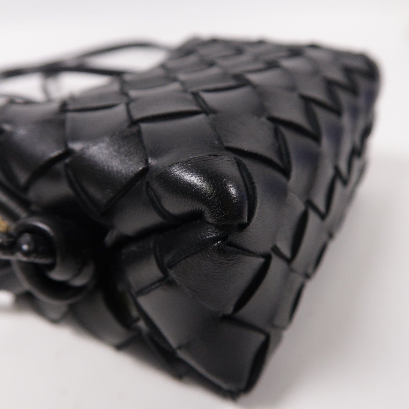 BOTTEGA VENETA 【激減優惠】羊皮皮革Shoulder Bag金扣肩背袋黑色