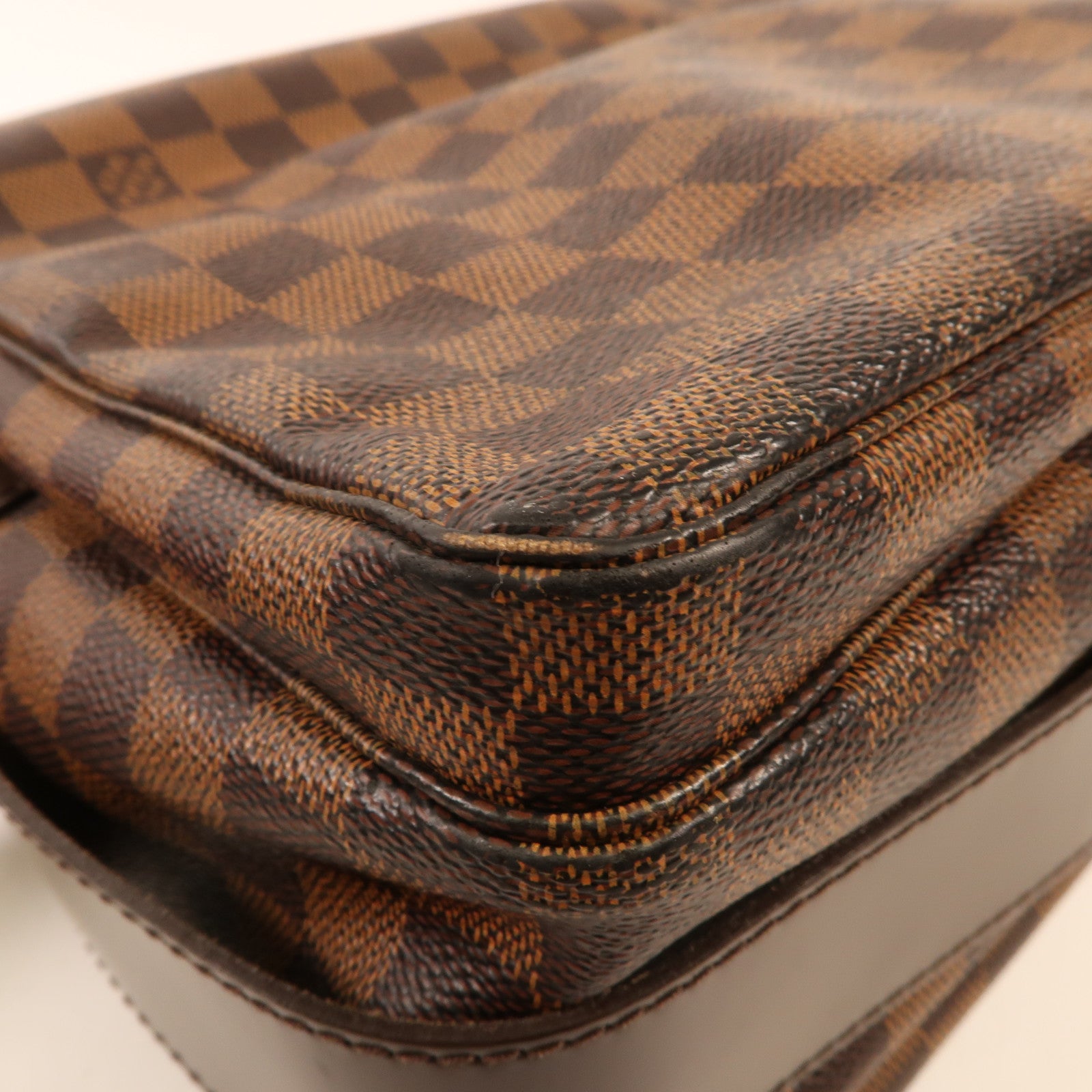 LOUIS VUITTON Damier Naviglio金扣肩背袋