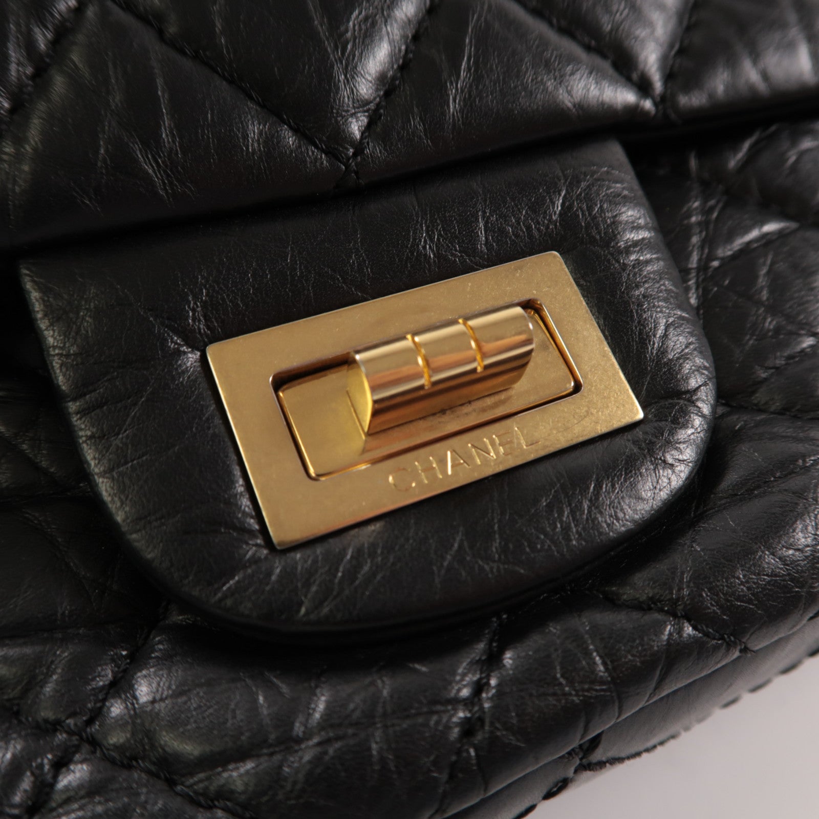 CHANEL 菱格羊皮皮革2.55金扣鏈帶肩背袋黑色